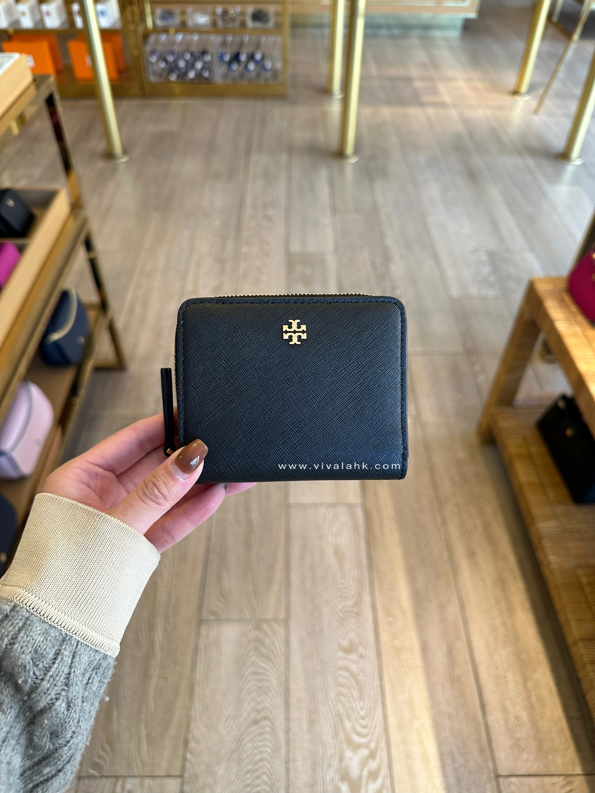 Tory Burch - Emerson 對摺細銀包 (147606)