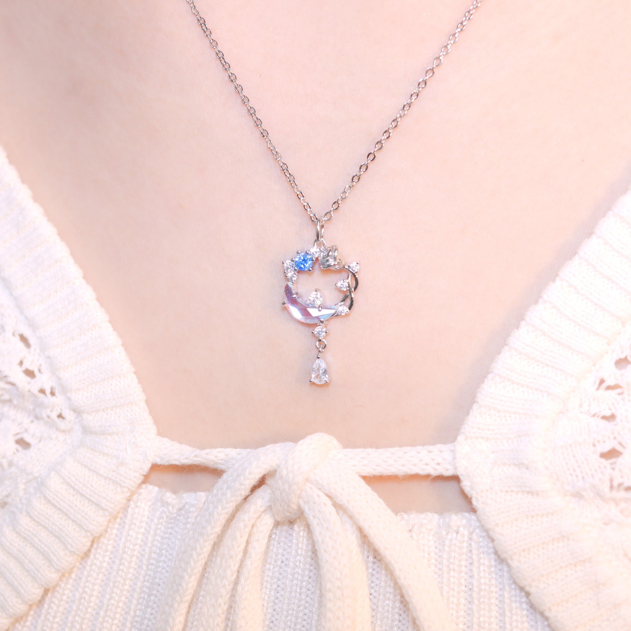 | 925 Silver・ White Gold・Glass Stone  | Dream On The Moon Necklace | NE1230 |
