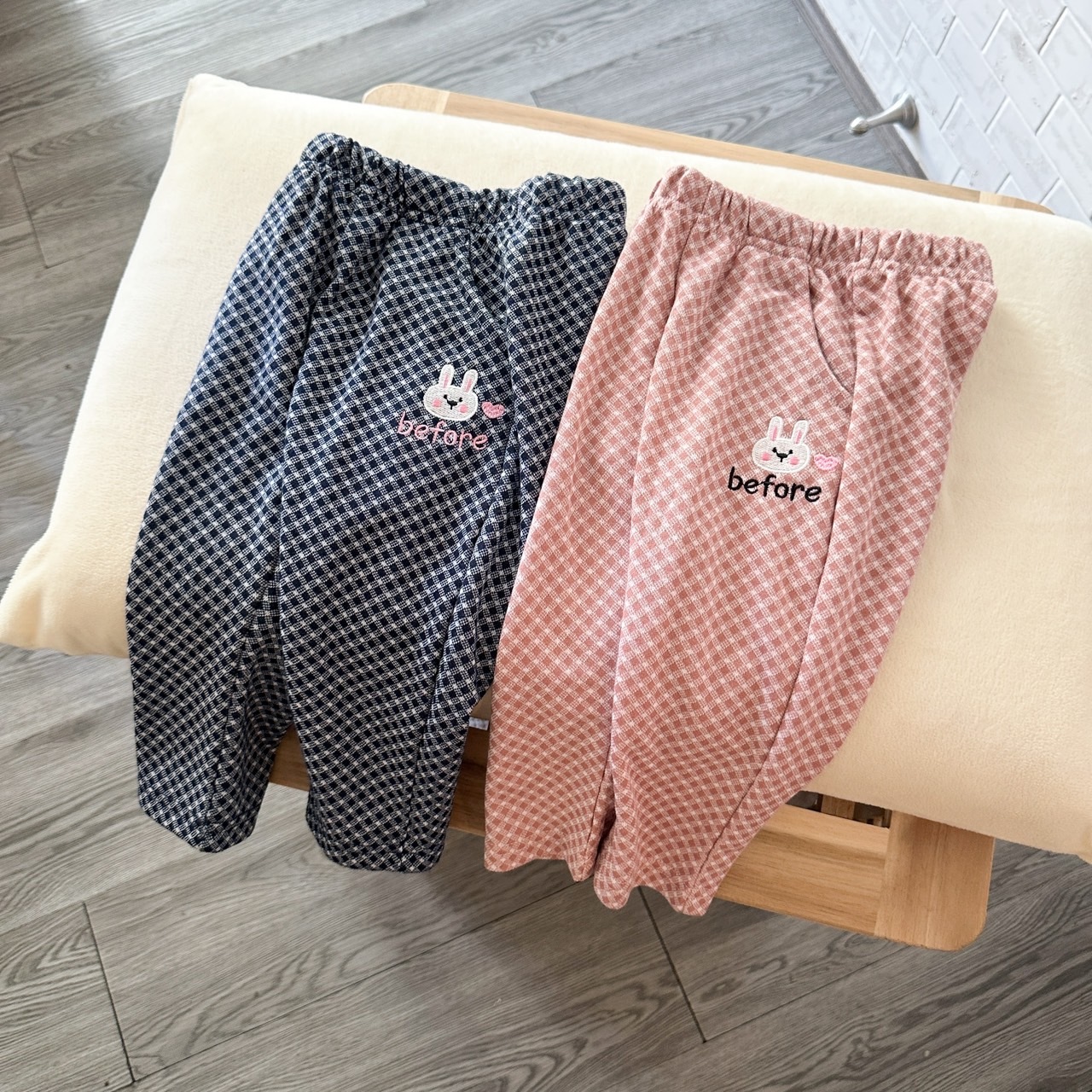 【限量】小兔頭格子彈力長褲