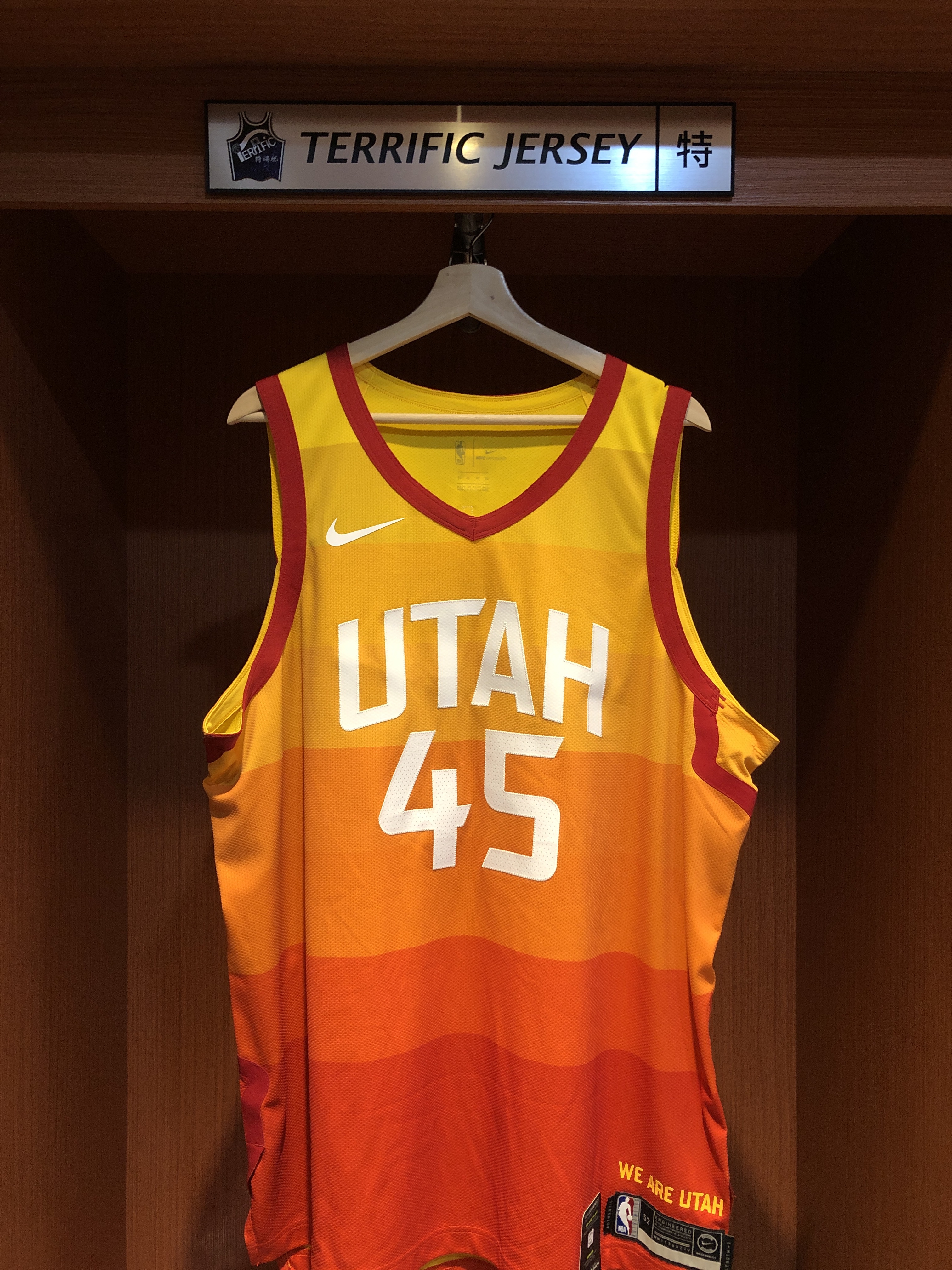 NBA球衣 Donovan Mitchell 猶他爵士城市 漸層 City Nike Authentic 球員版 電繡 全新