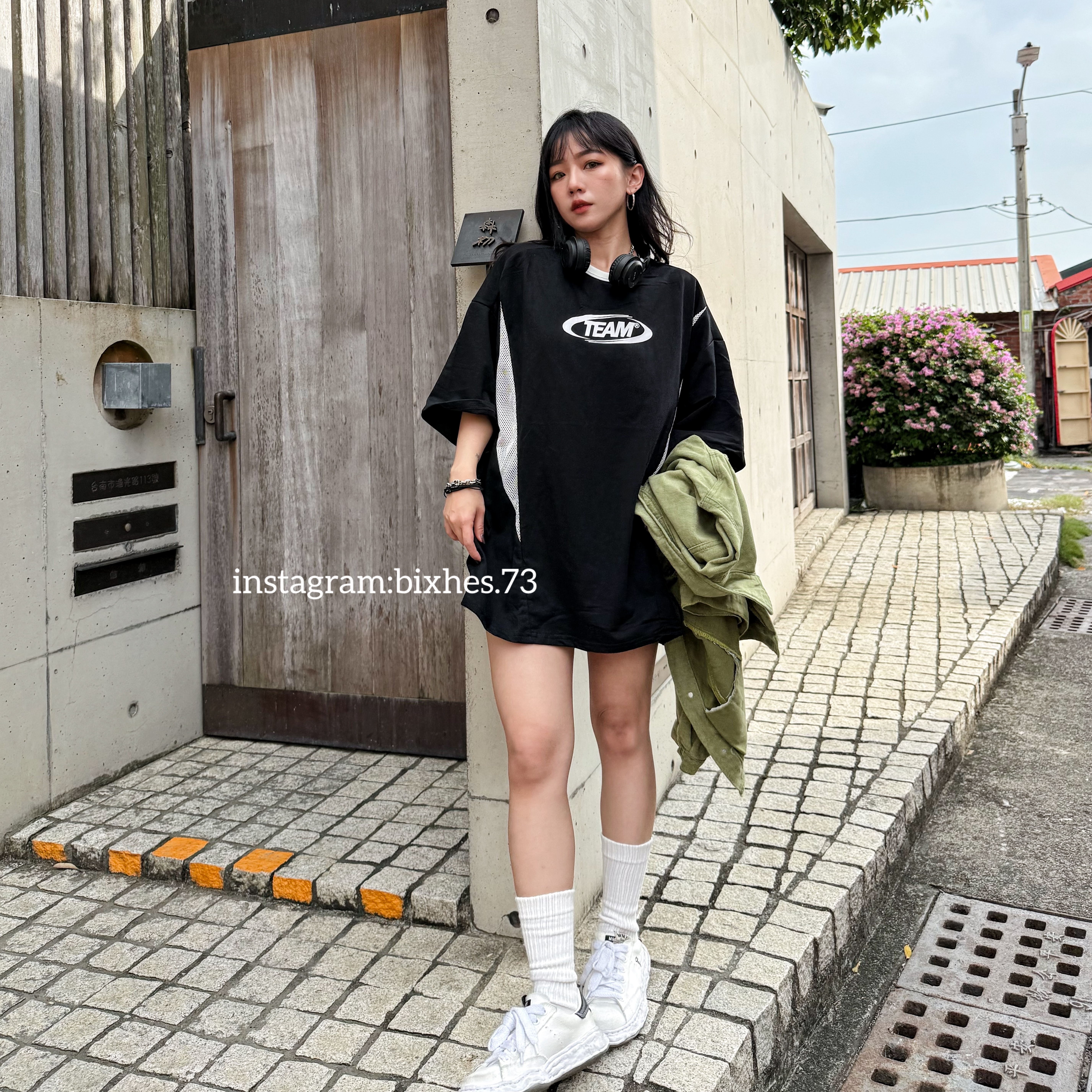 領口撞色網眼球衣大T(A00093)