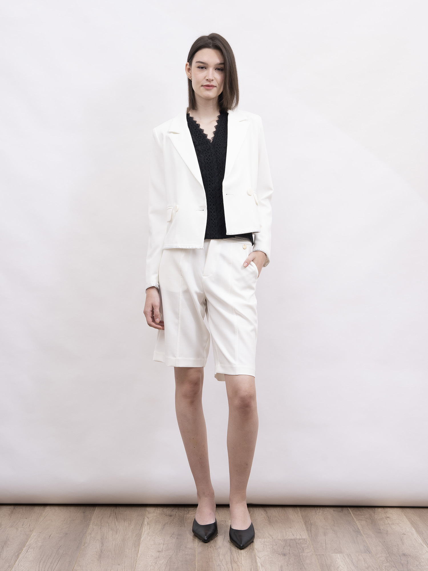 mi-tu 閃石短版西裝外套