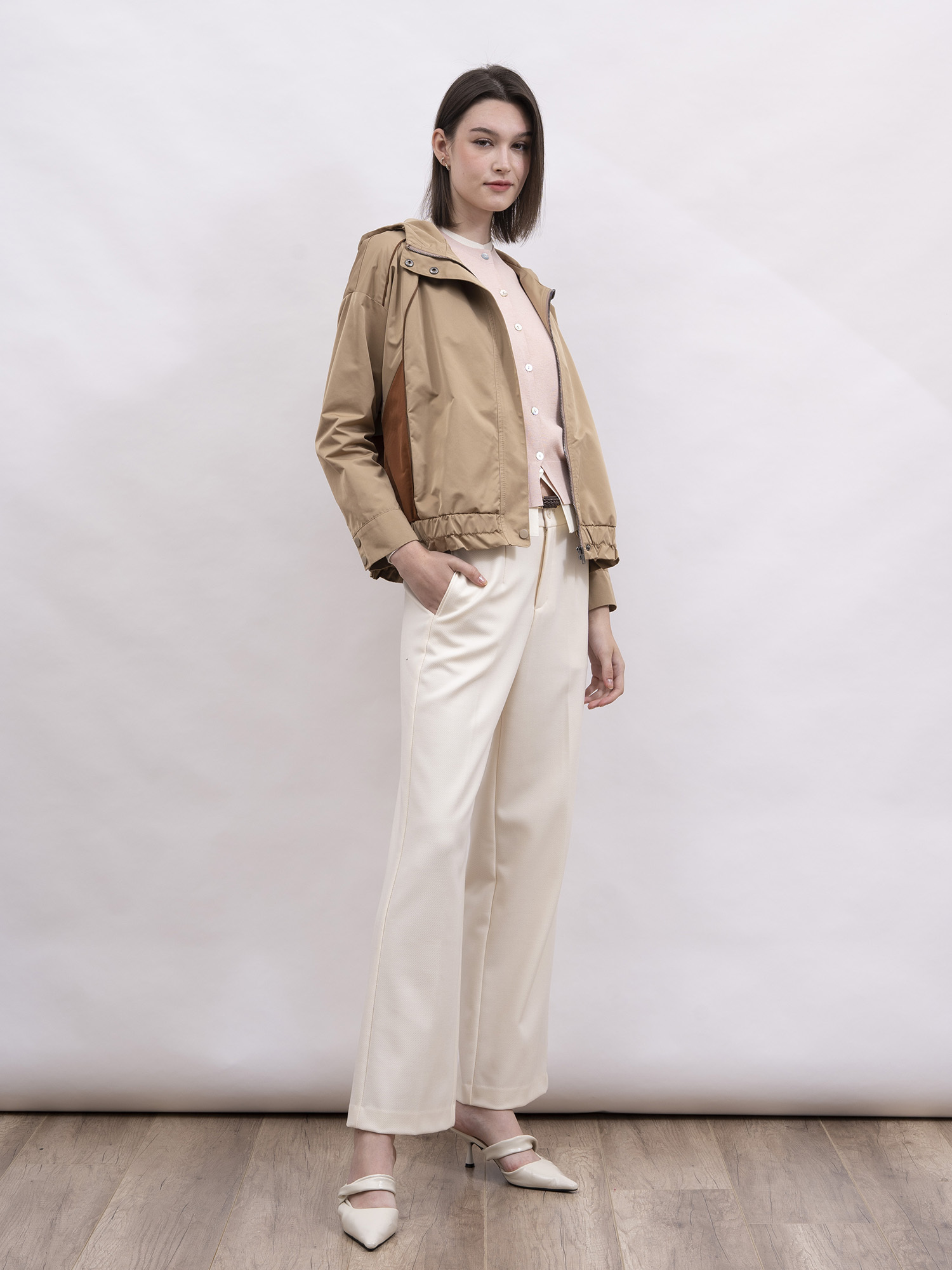 mi-tu 拉鏈連帽防風外套