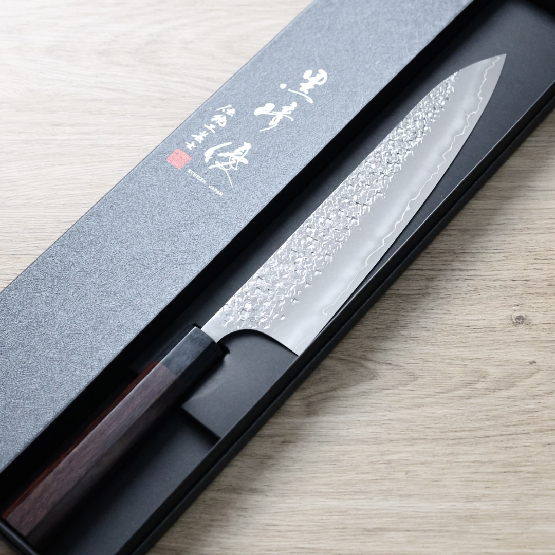 黒﨑優 雫 牛刀 SG2 21センチ 黒崎優・牛刀「雫」21cm | 職人包丁商店・刃屋