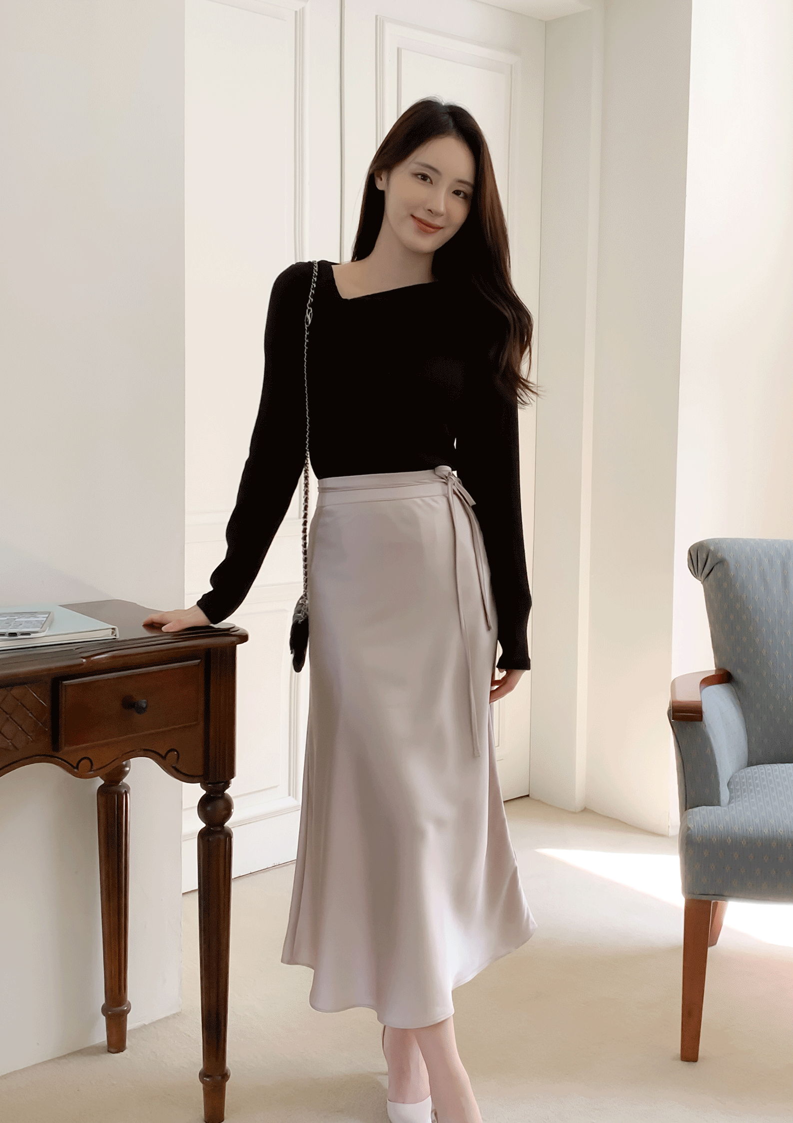 Jessie 優雅微光澤緞面A字長裙 ( 2 colors) 附綁帶