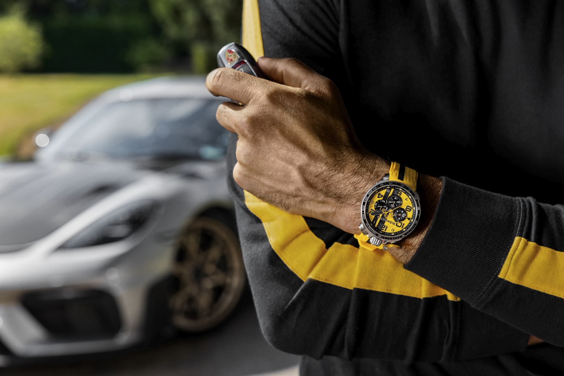 BOLT-68_RACING _CARBON_YB