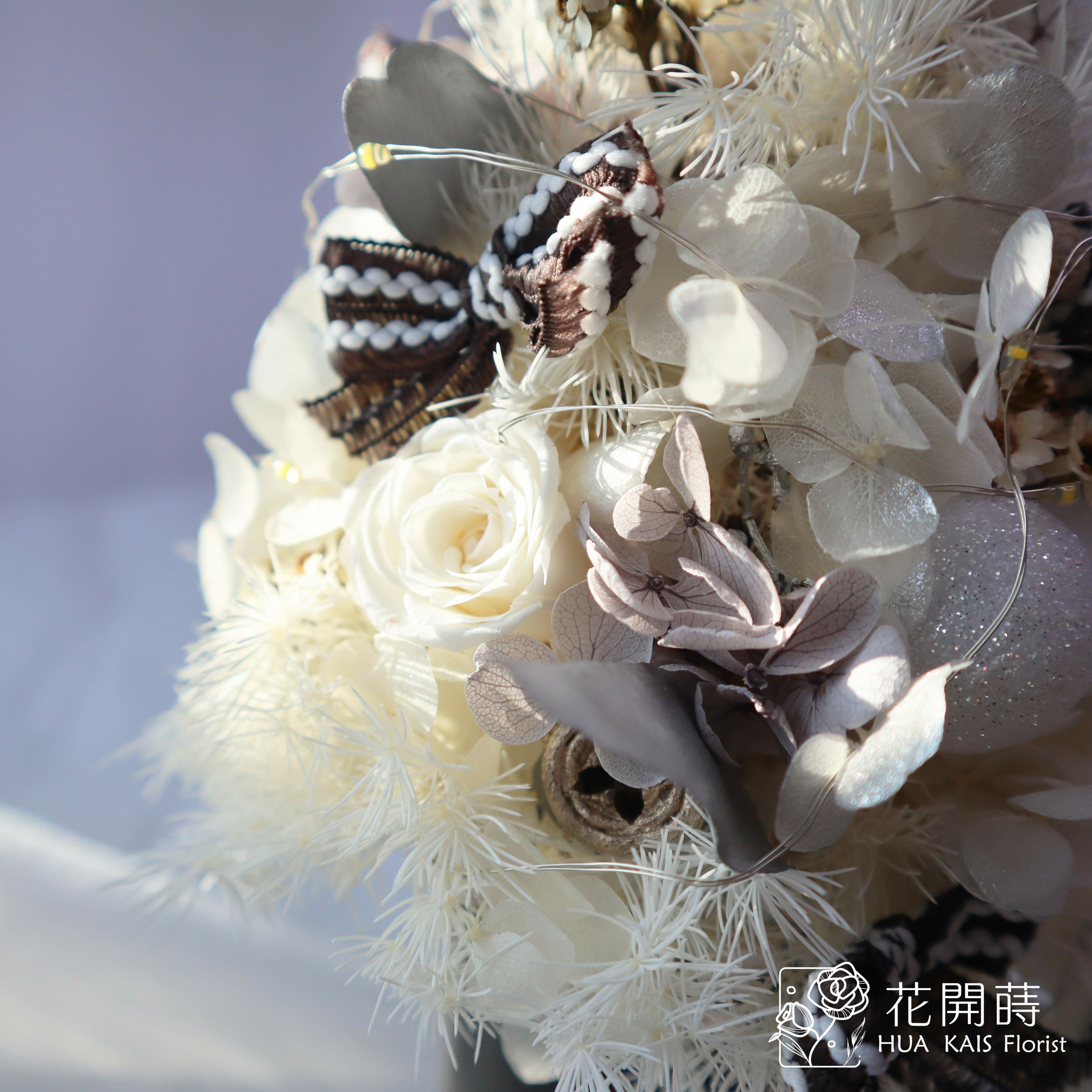 永生玫瑰小桌花|白色聖誕樹小桌花|開幕小盆栽|生日禮物|辦公桌小盆花|聖誕禮物|開幕賀禮