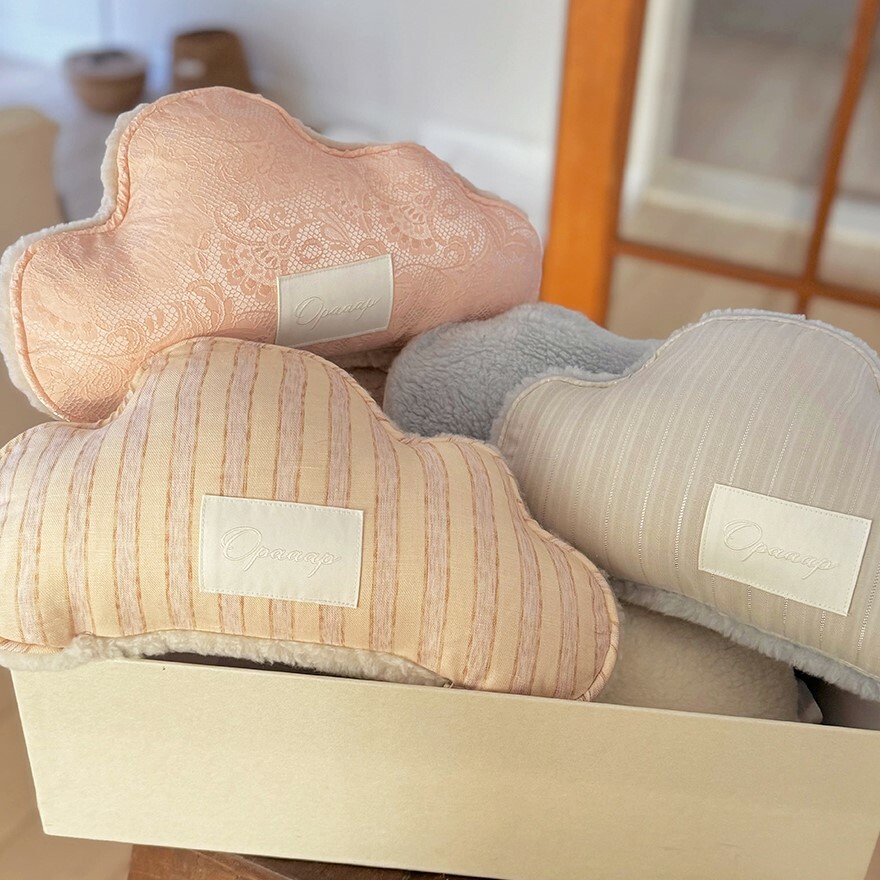 OPAAAP 雲朵枕頭 粉色蕾絲緹花