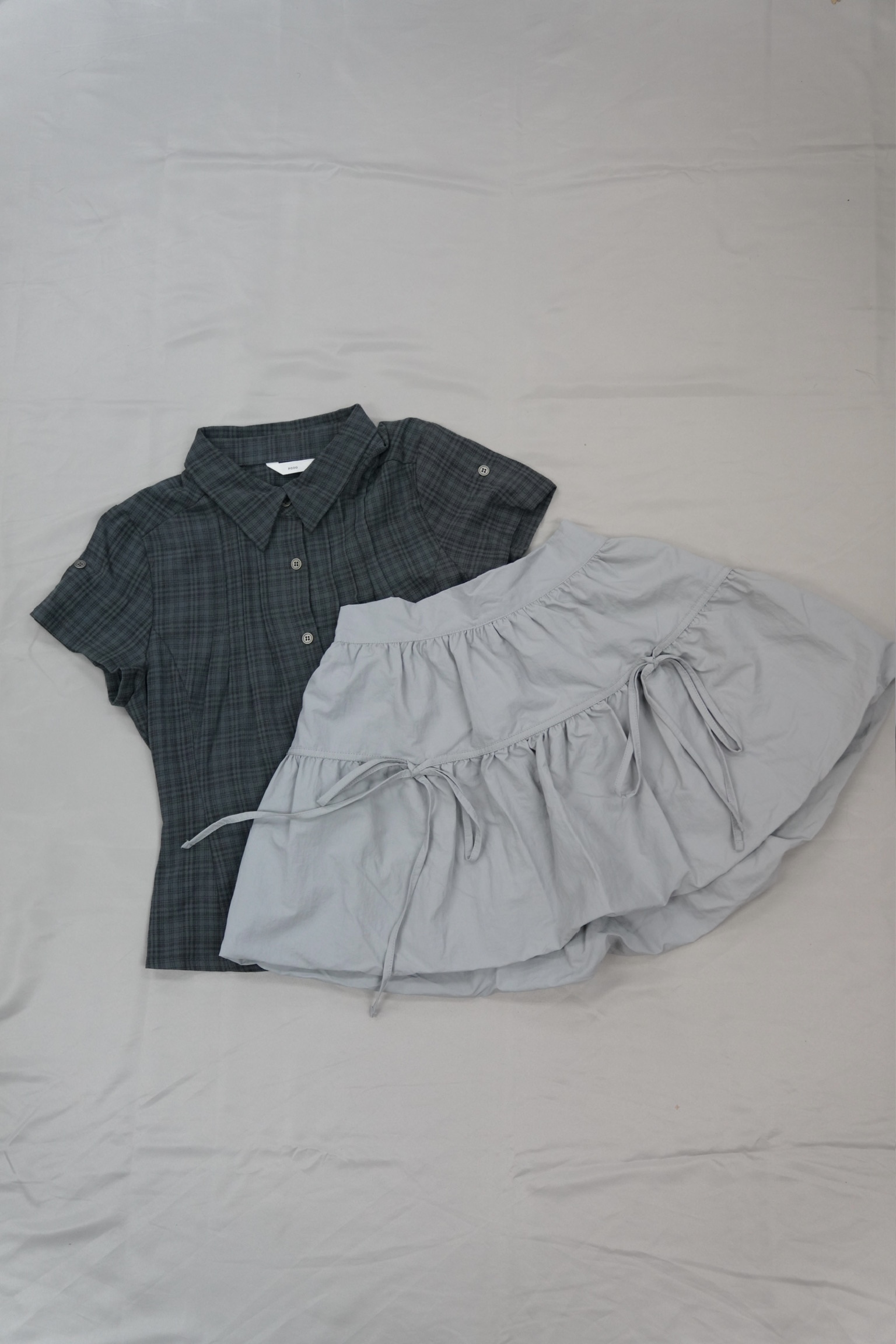 蝴蝶結灰色泡泡短裙