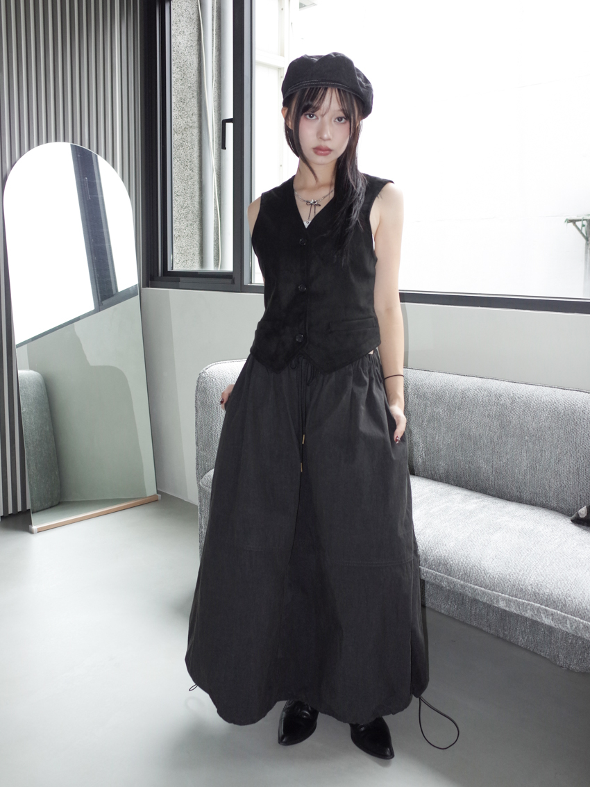 drawstring waist with cross-stitch cargo skirt in BLACK