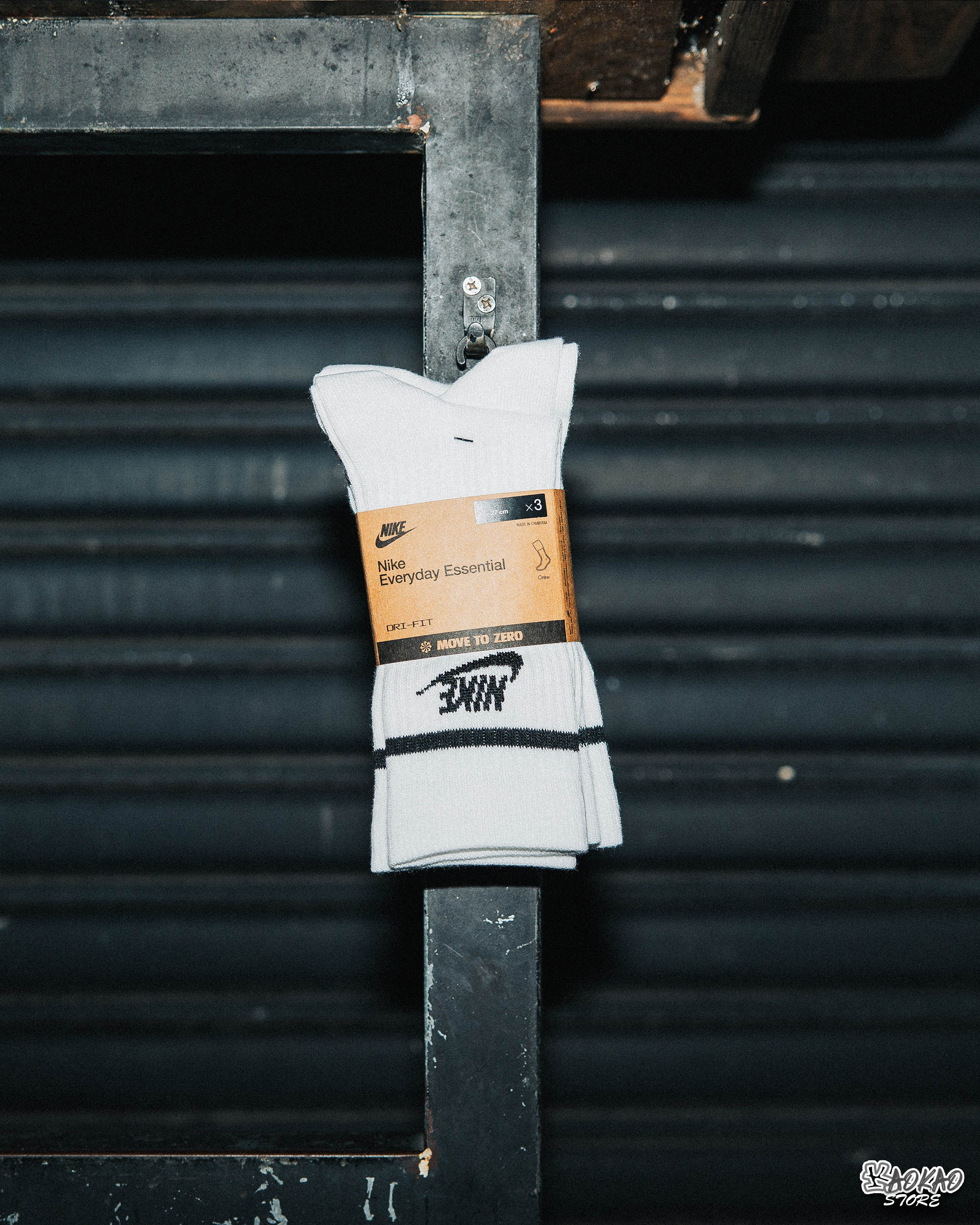 「代購」NIKE Everyday Essential Crew Socks 男女款 黑白條紋 黑 白 中筒襪 棒球襪 襪子 三雙入【DX5089-103】