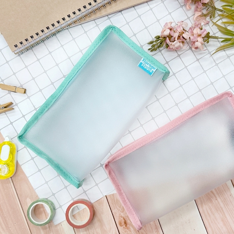 四季紙品 PVC翻蓋筆袋  【PB0910】