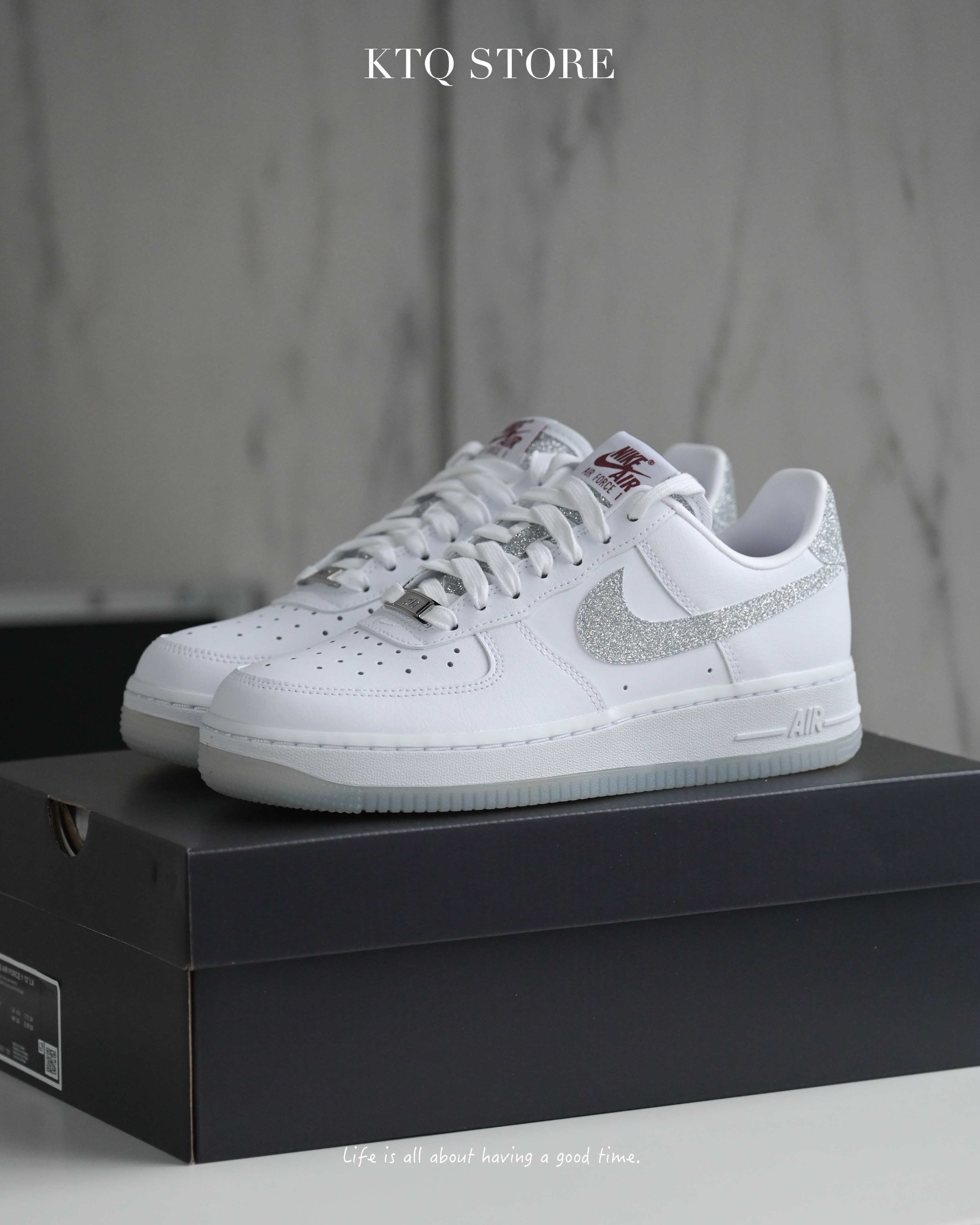 KTQ STORE ‧ NIKE AIR FORCE 1 AF1 白銀 銀灰 滿天星 女鞋 HQ3461-191