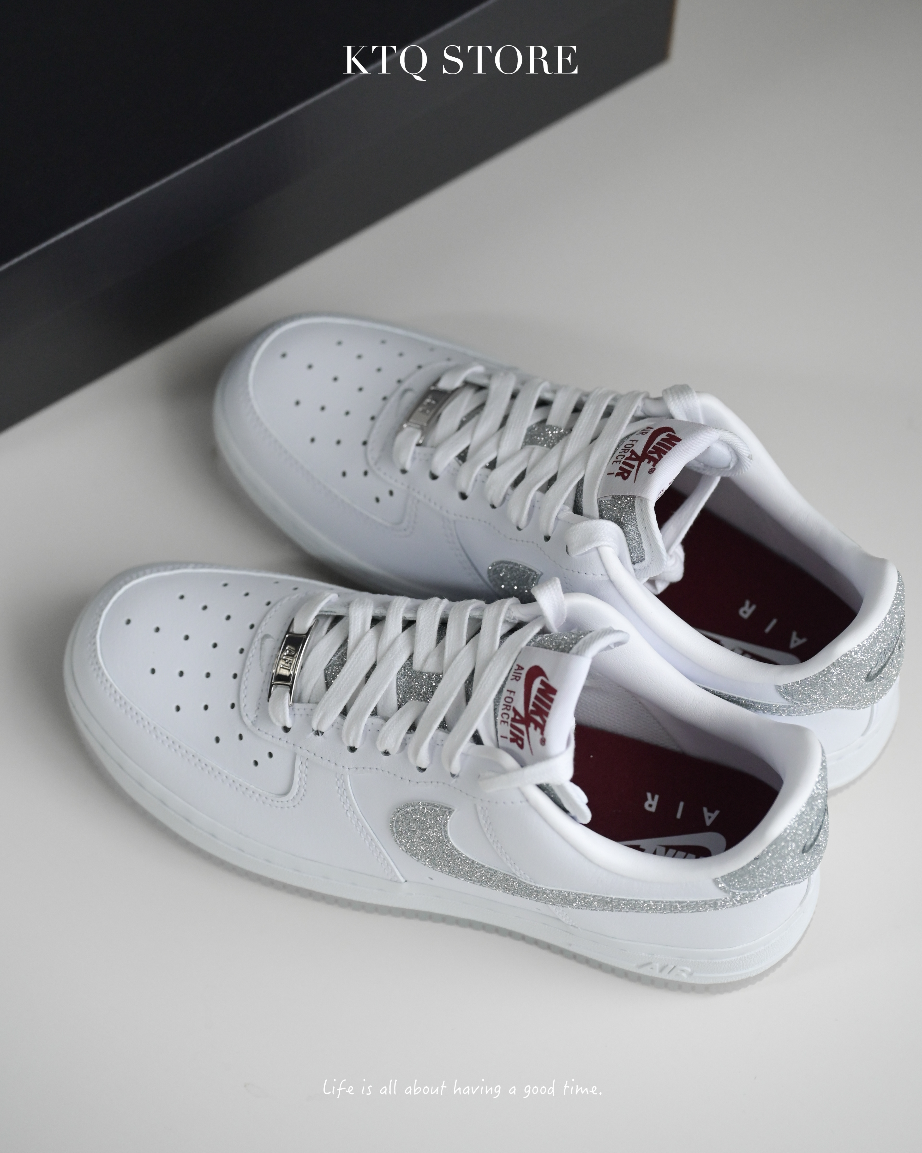 KTQ STORE ‧ NIKE AIR FORCE 1 AF1 白銀 銀灰 滿天星 女鞋 HQ3461-191