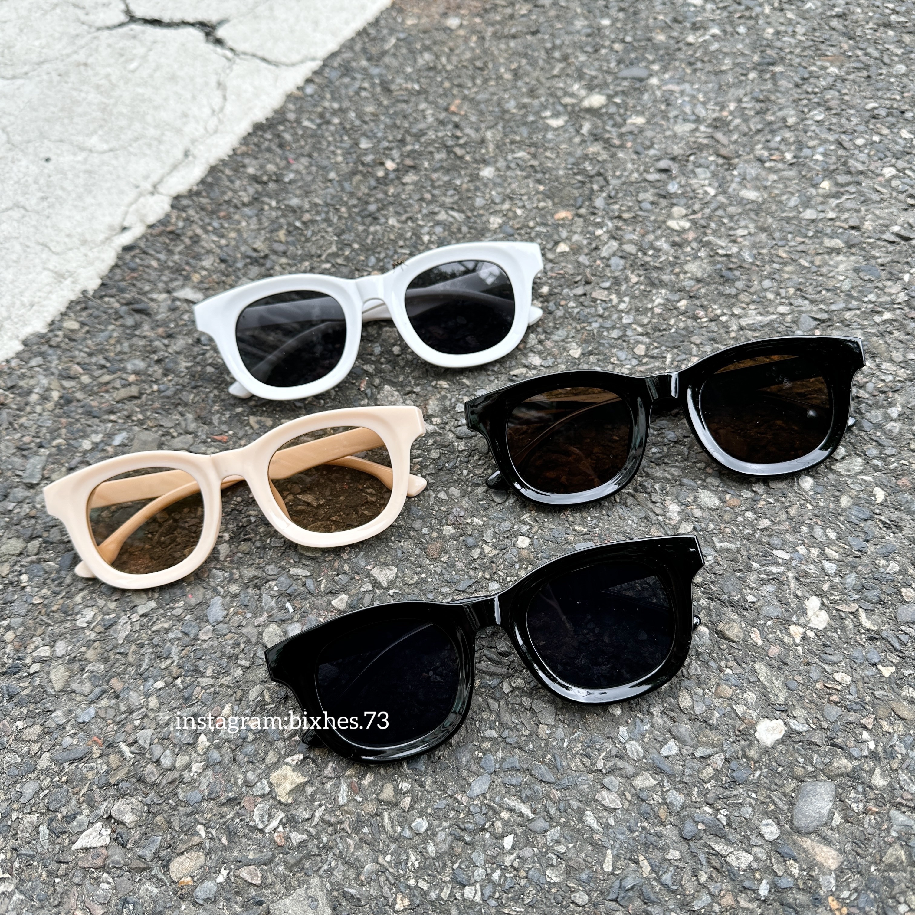 超粗圓膠框墨鏡(J00020)