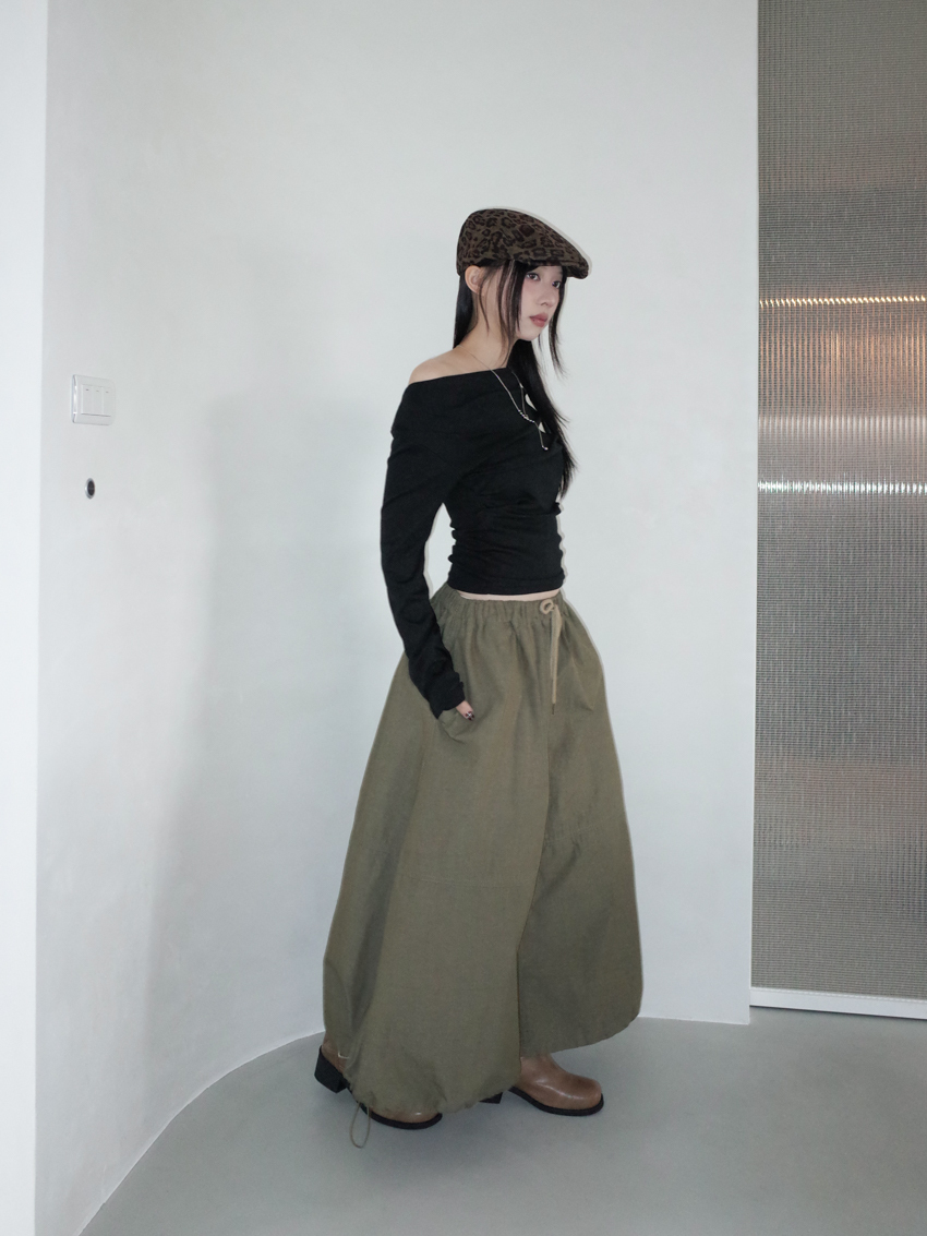 drawstring waist with cross-stitch cargo skirt in KHAKI