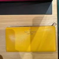 [S] KATE SPADE KI366 MADISON SAFFIANO LEATHER LG SLIM BIFOLD,DAFFODIL, 196021504884 (SKS1334)