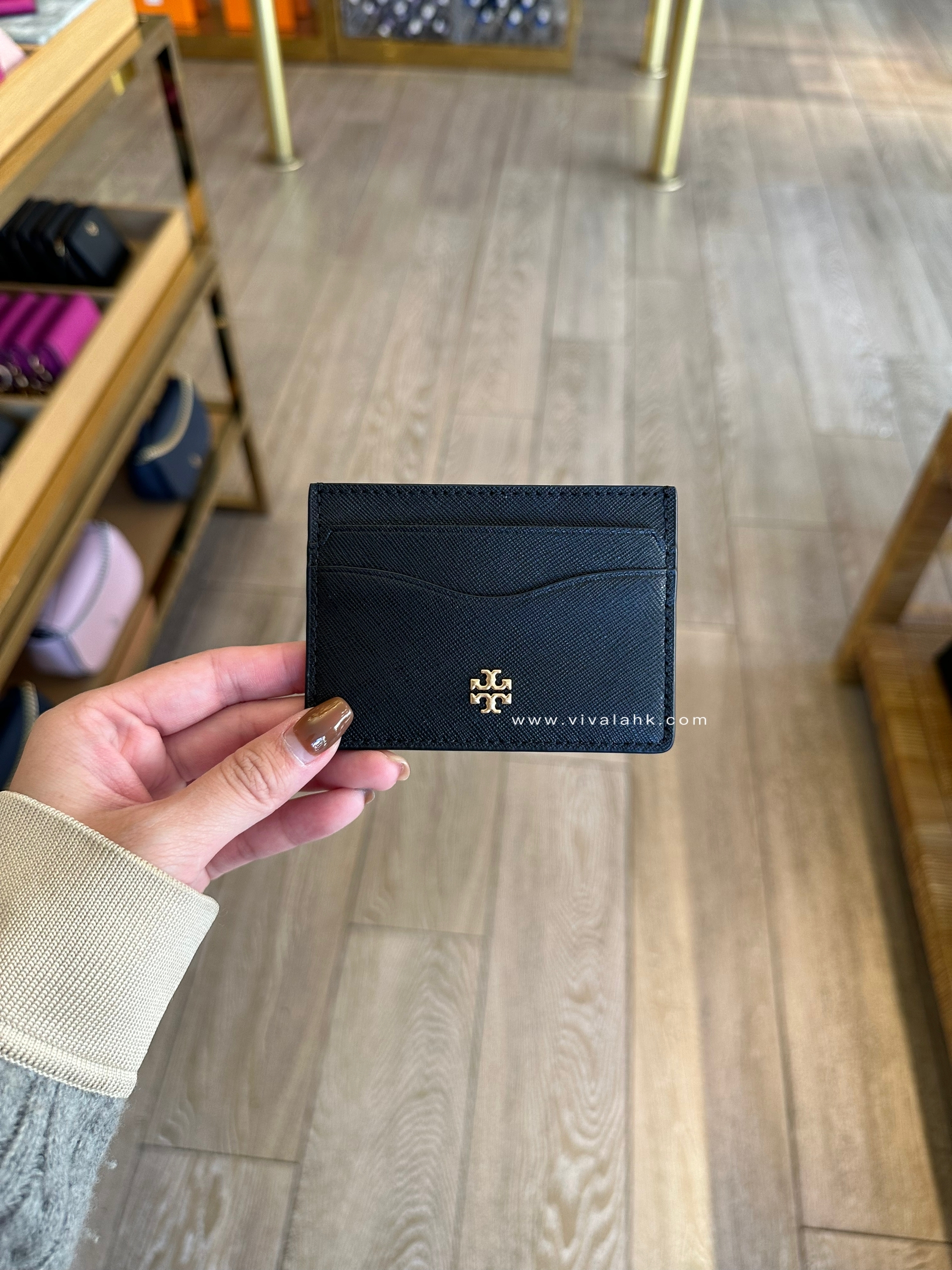 Tory Burch - Emerson Slim Card Case (136101)