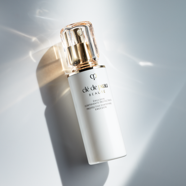 Cle de Peau鉑鑽日間防曬活膚乳液