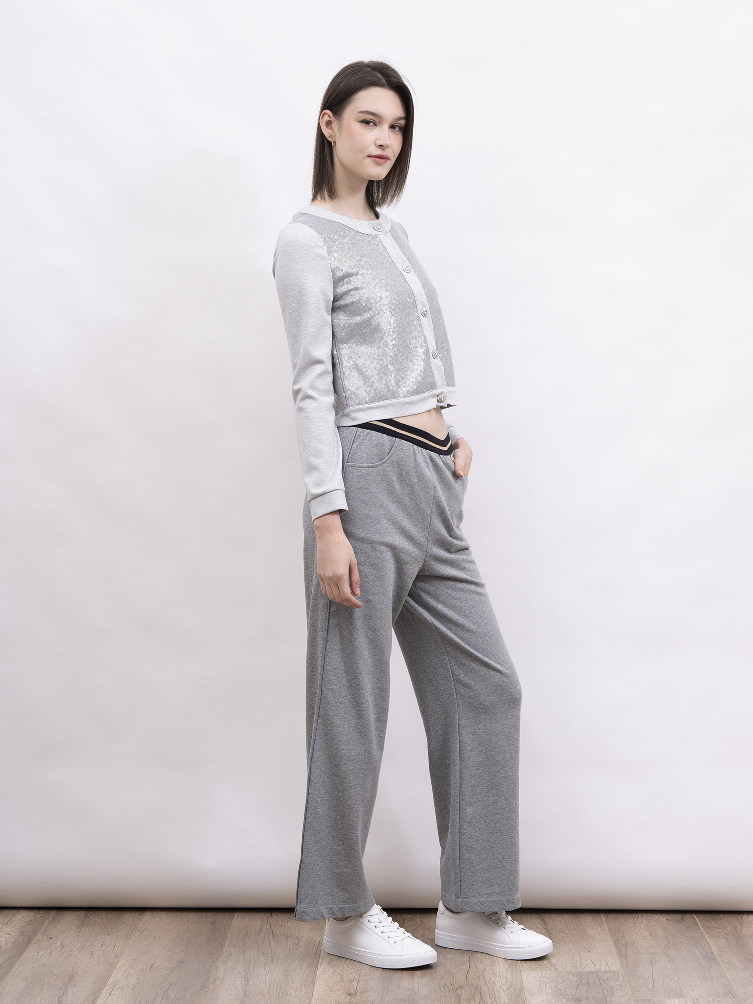 mi-tu 珠片鑲鑽鈕扣短外套