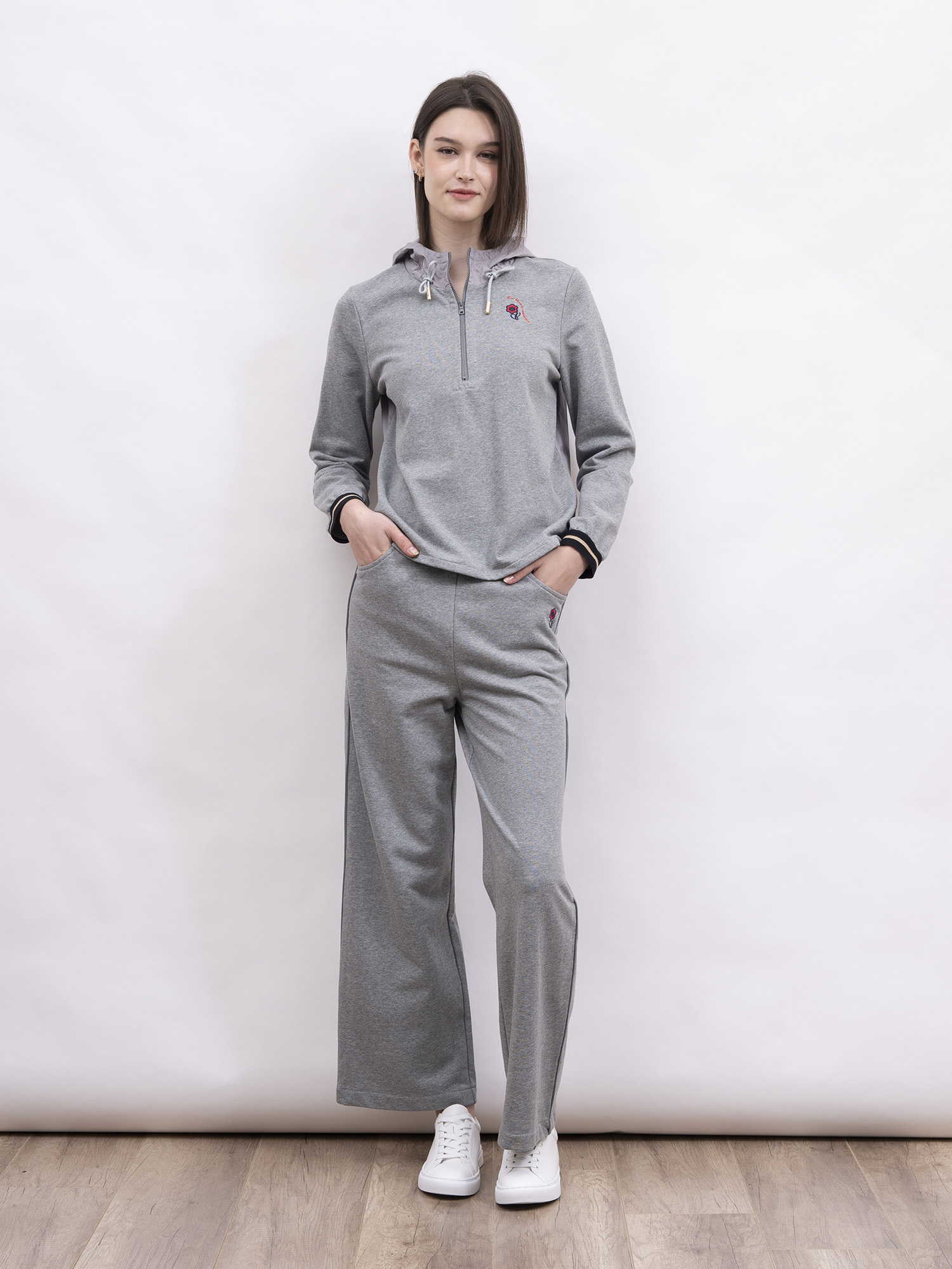 mi-tu 刺繡直腳休閒褲