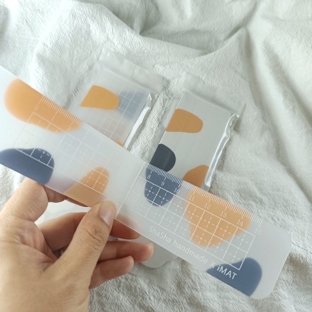 莎莎手作．紅豆の掌摺疊切割墊 黑白/透白