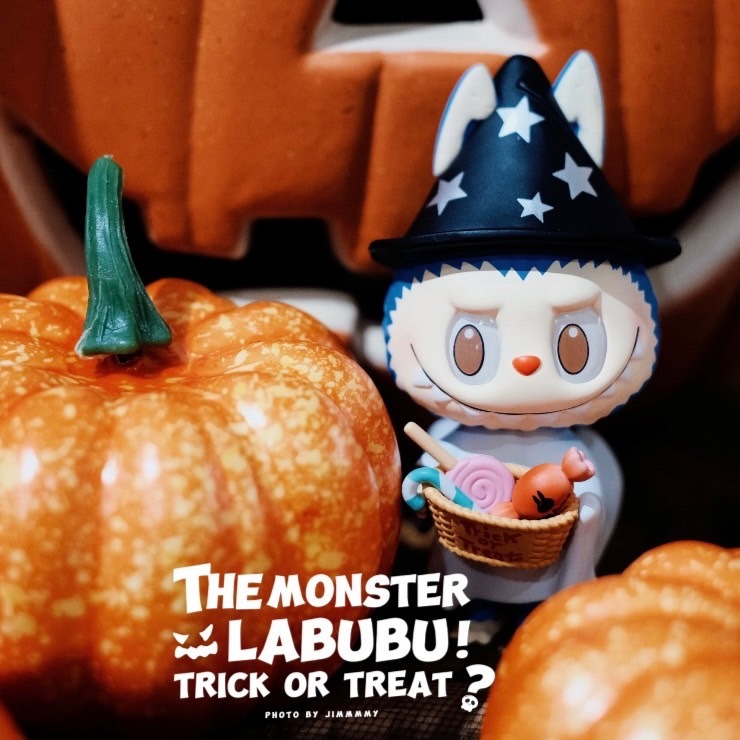POP MART 泡泡馬特 THE MONSTERS LABUBU 萬聖節 搗蛋鬼手办 吊卡🎃