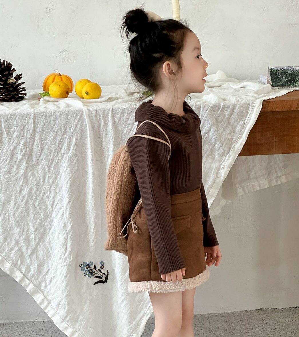 荷葉邊針織上衣(2色)/羊羔毛加絨短裙