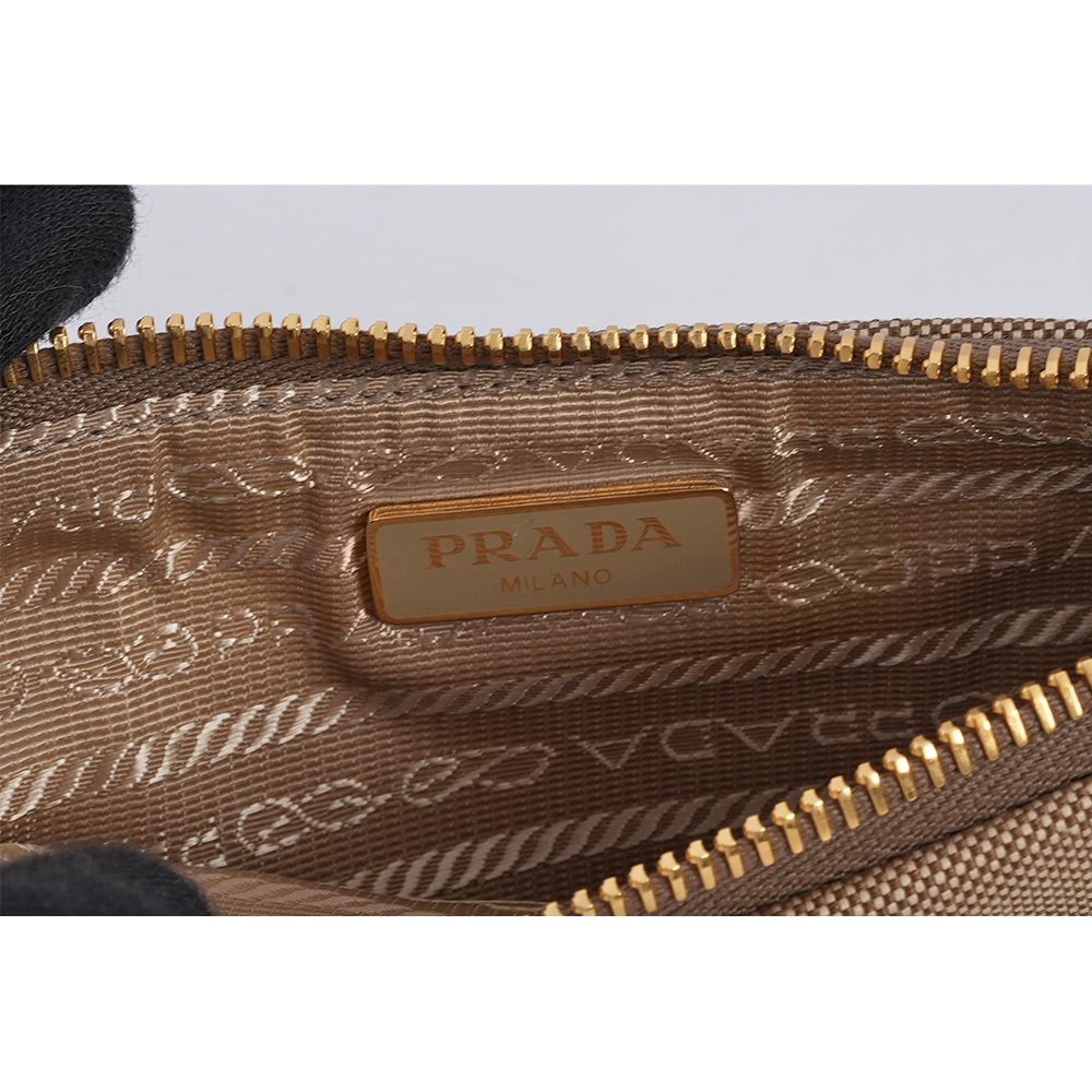 【PRADA】Logo 標誌緹花布及皮革萬用包/手拿包(卡其色)1MB039 UCW F0065