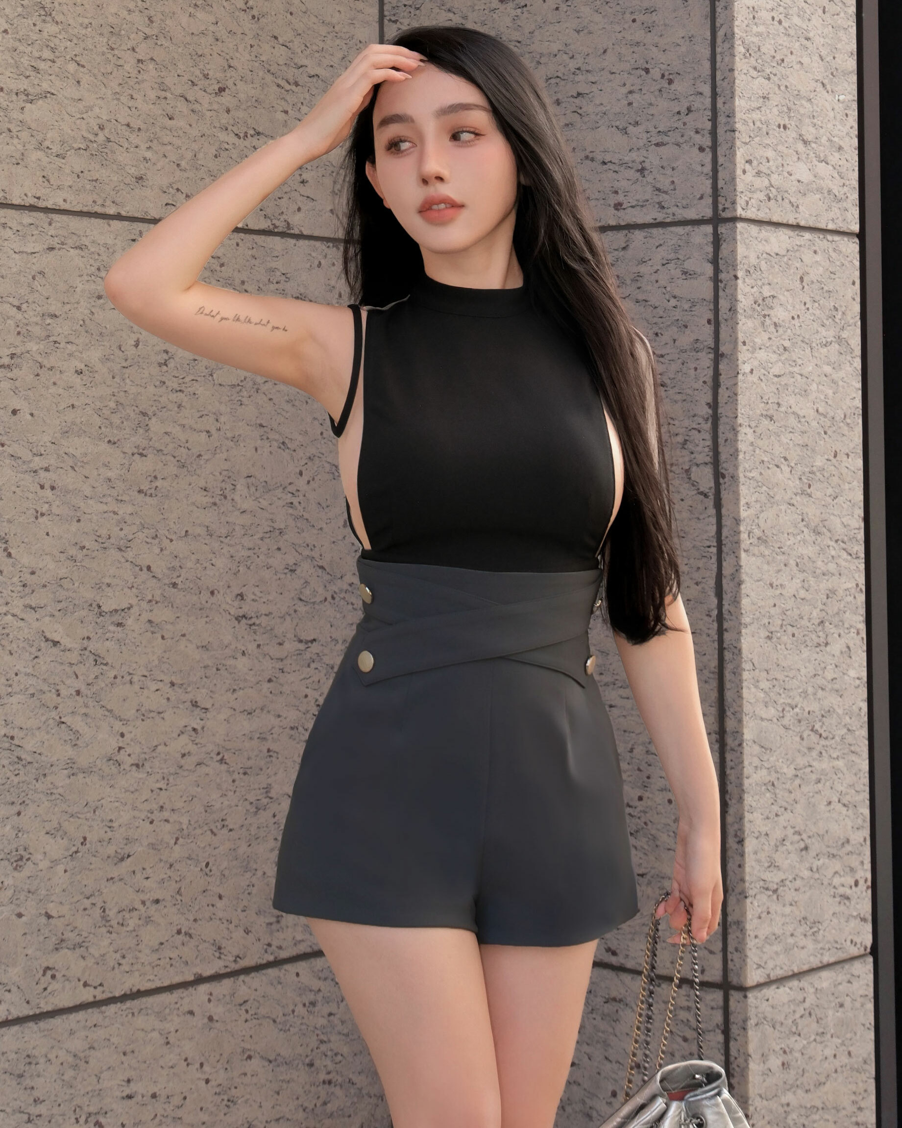 訂製-質感交叉金釦高腰短褲