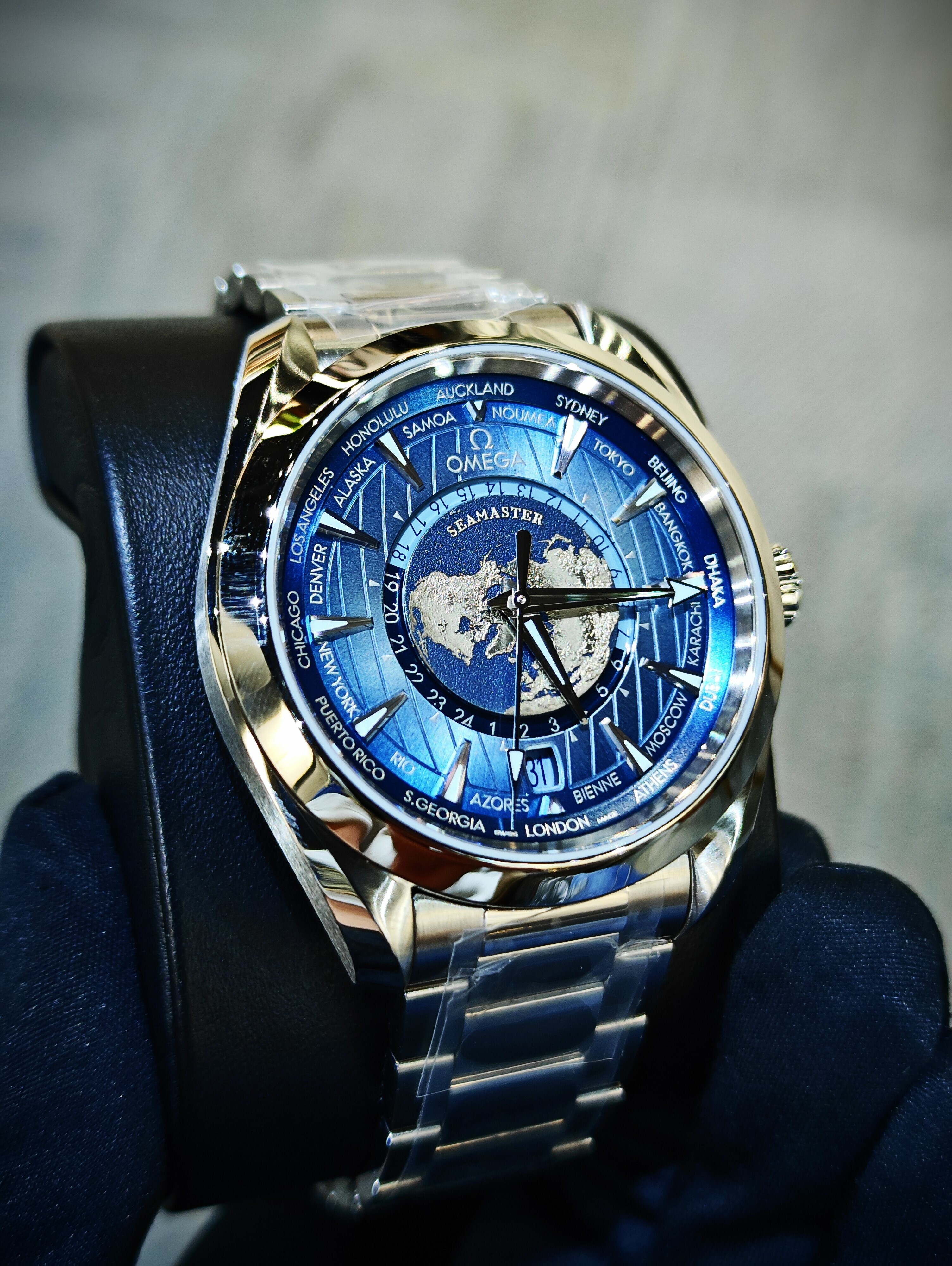BRAND NEW OMEGA SEAMASTER 220.10.43.22.03.002  22010432203002  75th anniversary AQUA TERRA 150M CO‑AXIAL MASTER CHRONOMETER GMT summer blue WORLDTIMER SUMMER BLUE 43 MM