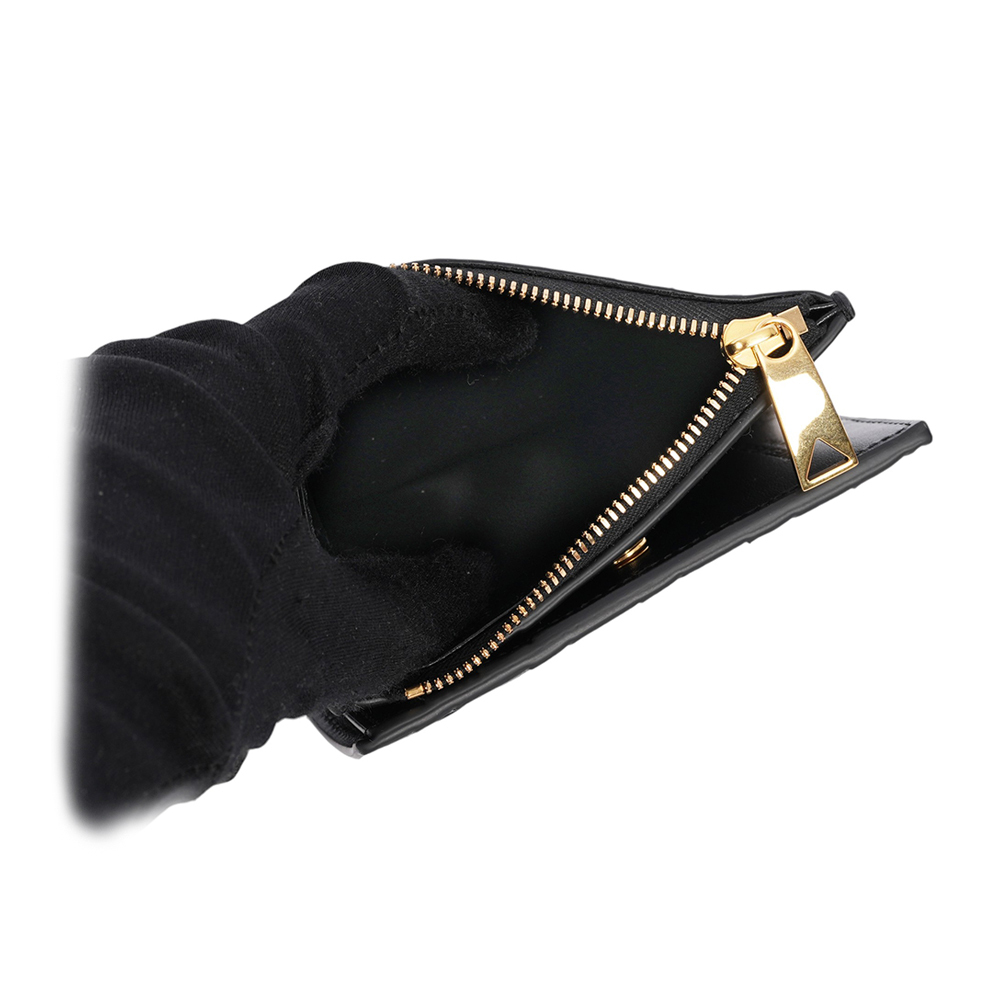 【BOTTEGA VENETA】小羊皮及小牛皮編織暗釦式二折短夾(黑色)742330 VCPP3 8425