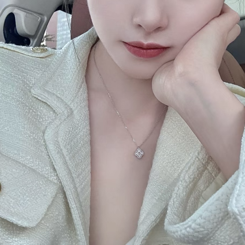 18k滿天星mini四葉草”激光鑽高奢定製項鍊