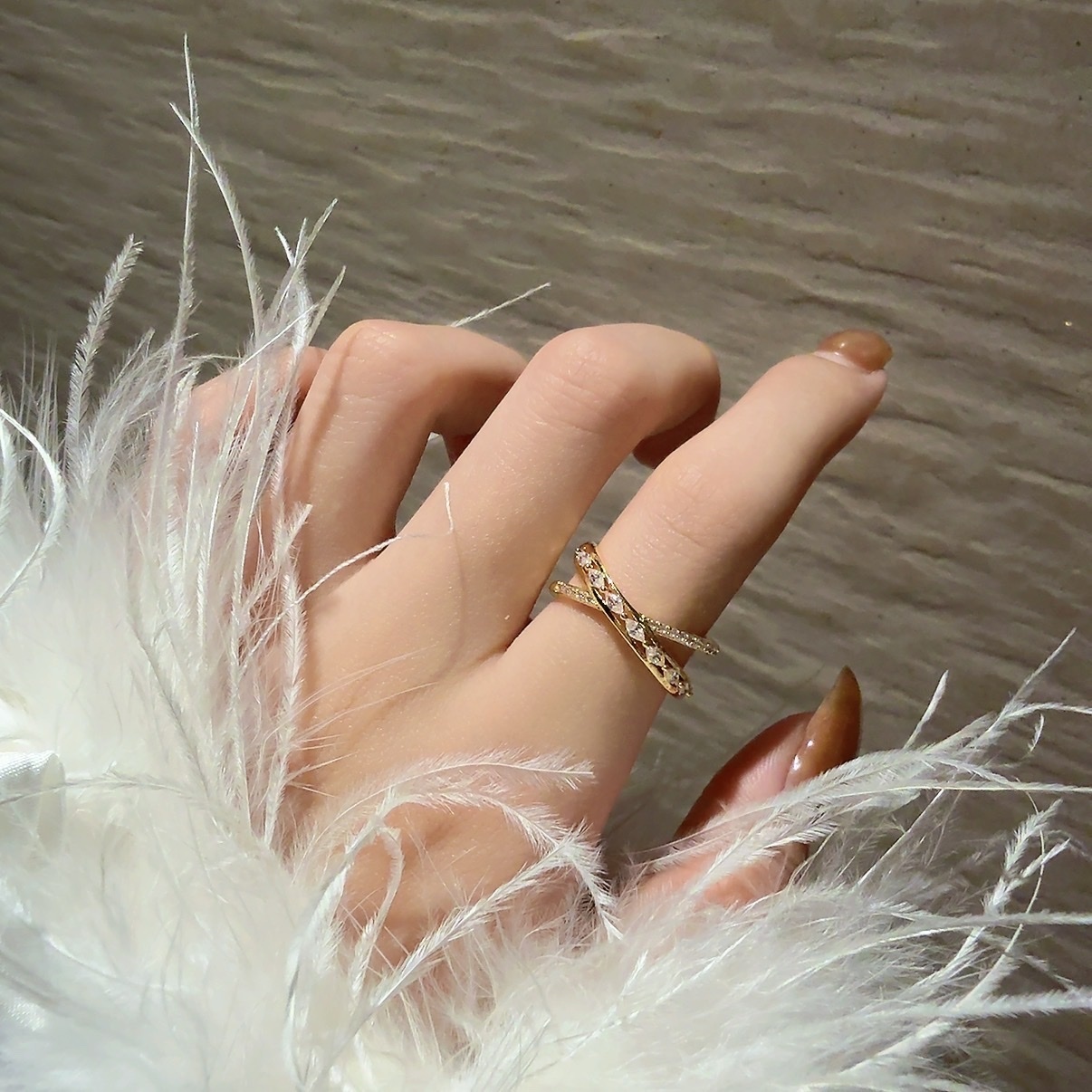 shine金鑽浪漫鏤空交織水滴開口鑽戒