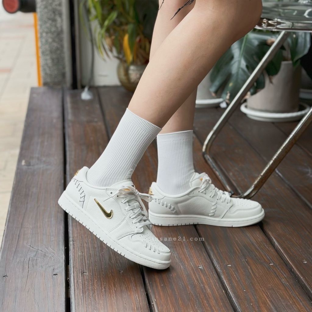 Wmns AIR JORDAN 1 LOW METHOD OF MAKE 白金 編織 女 FN5032-100