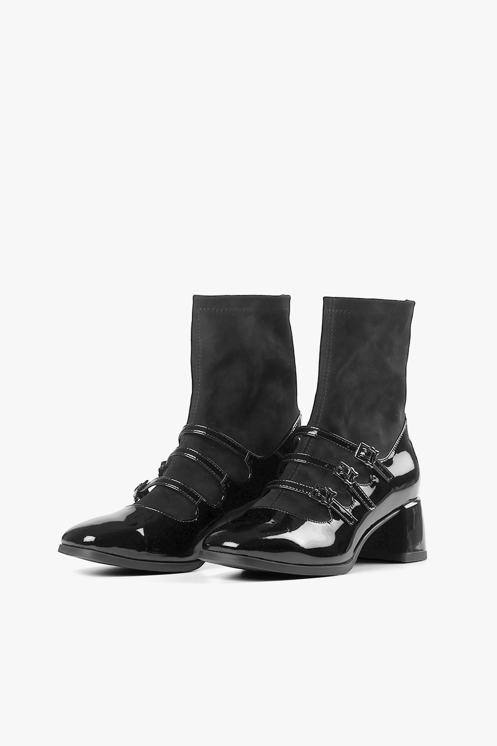 Buckle Straps 漆皮條帶彈性布靴