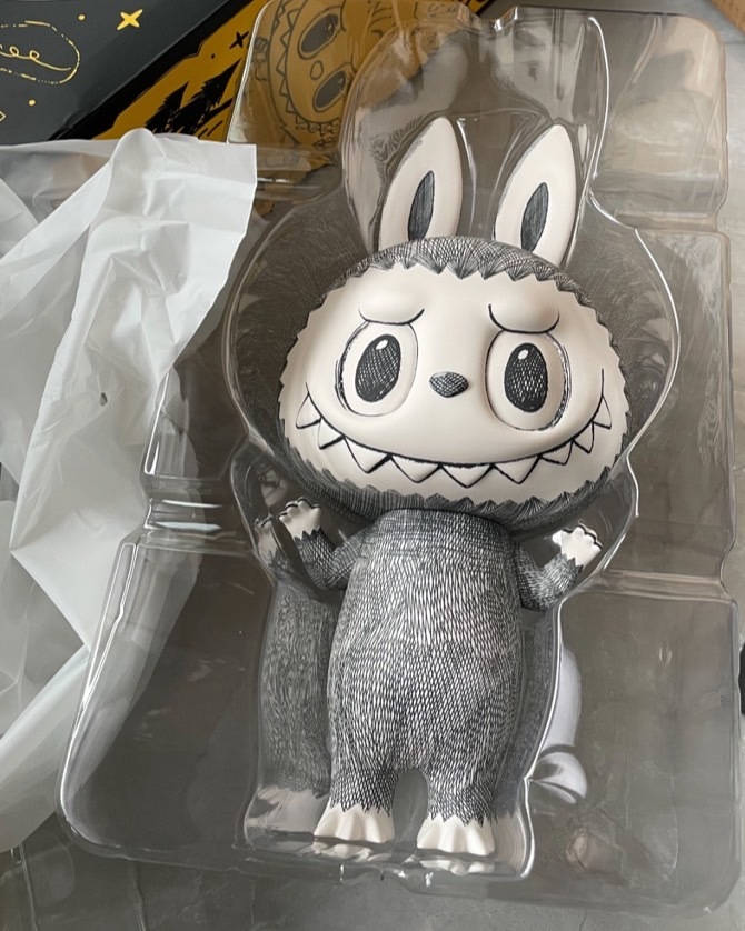 POP MART 泡泡瑪特 MEGA LABUBU TEC 素描 400% 公仔 模型【PPMT-031】