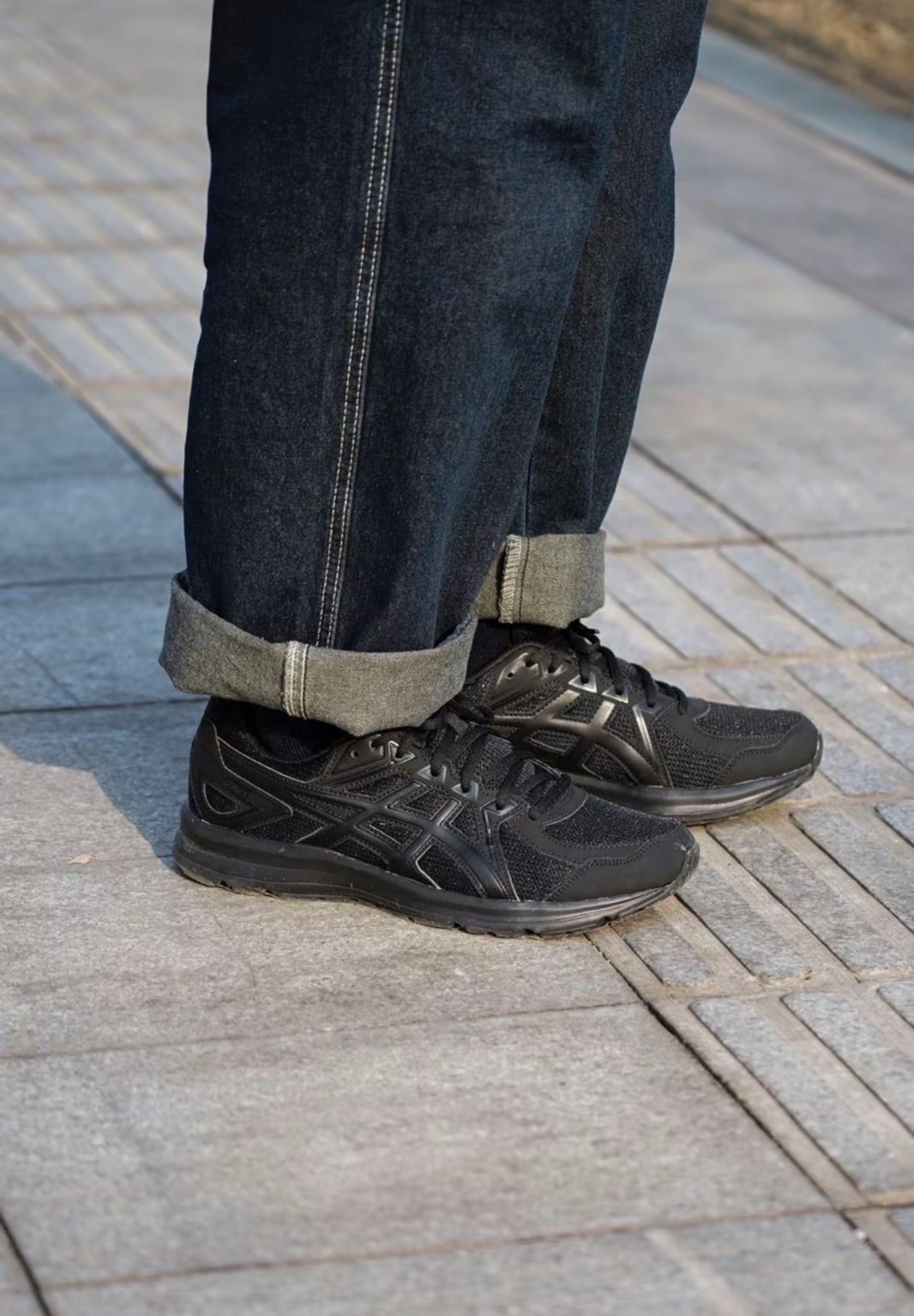 <快速出貨> ASICS Jog 100-黑武士