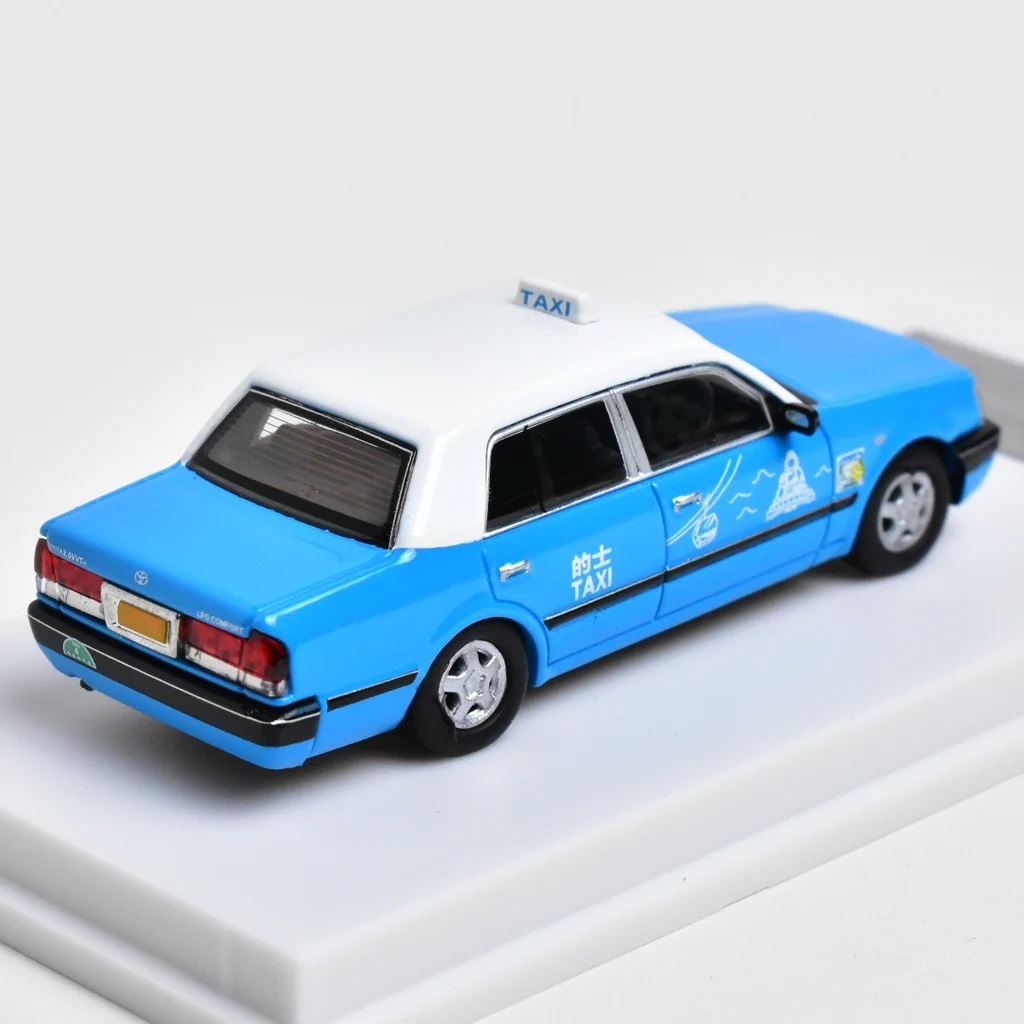 1/64 LMLF Toyota Crown Comfort Taxi Lantau (LMLFTCCL )
