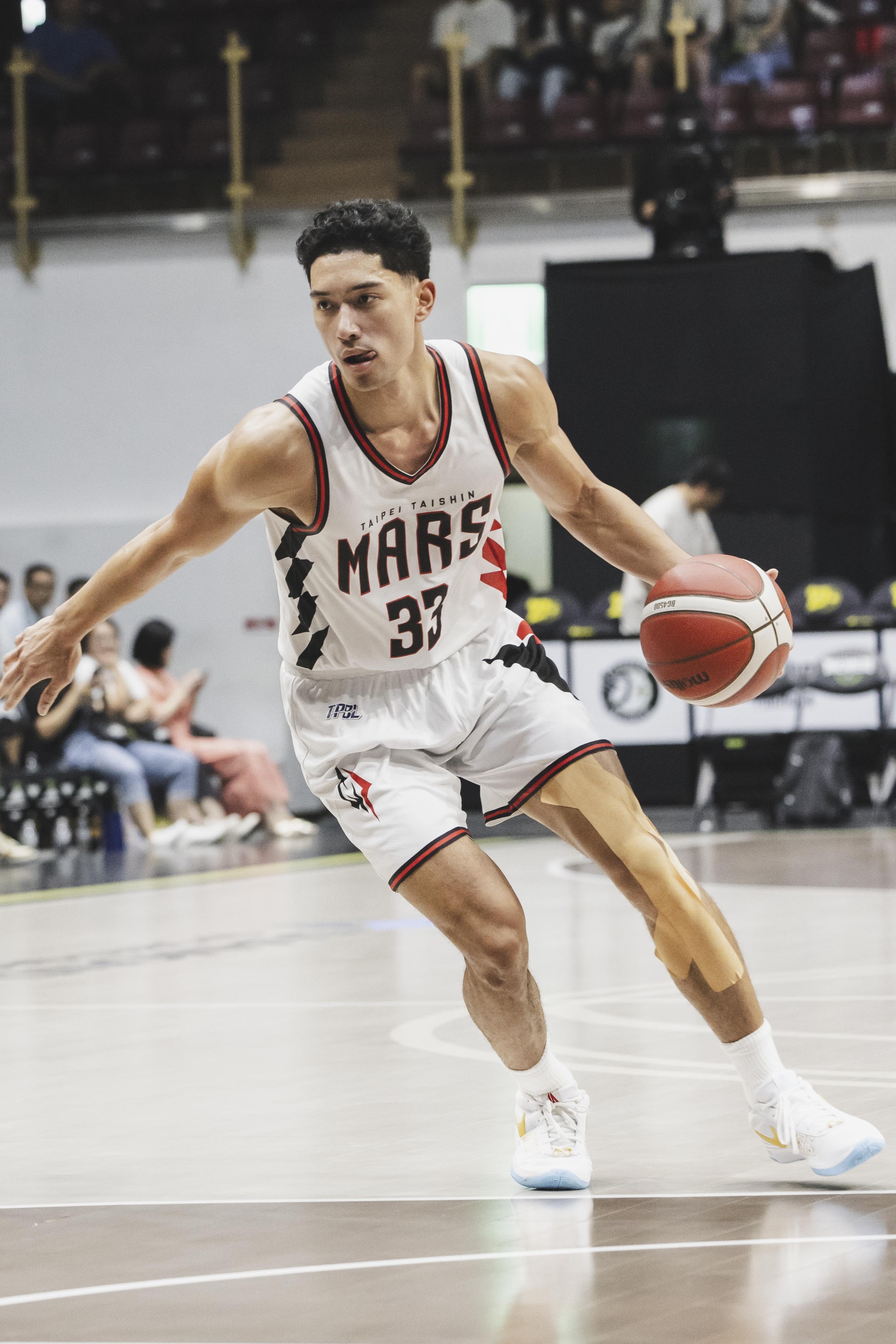 24-25戰神主戰球衣(榮耀白)