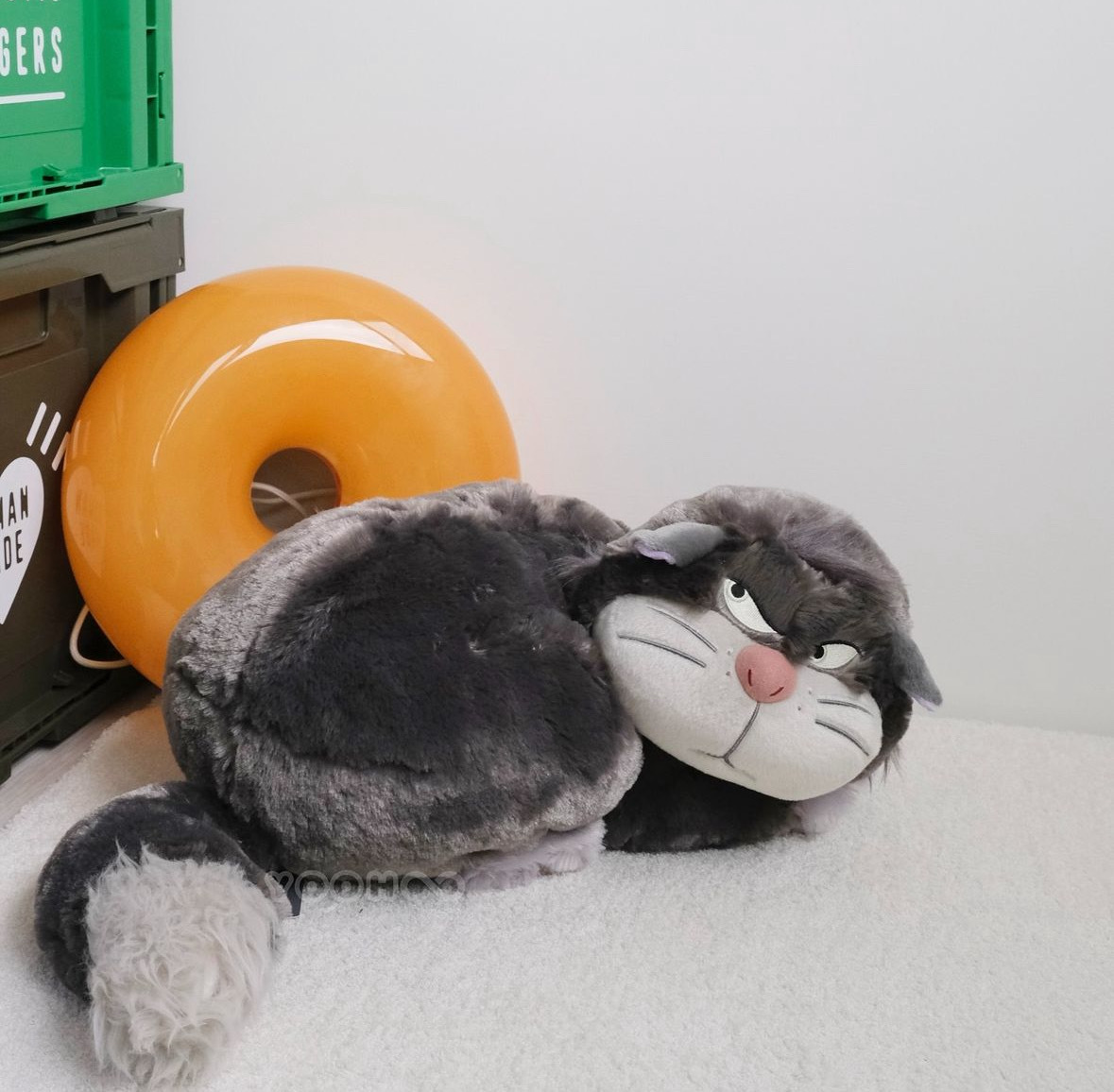 現貨┃日本迪士尼 路西法 魯斯佛 Lucifer 趴著 娃娃 吊飾