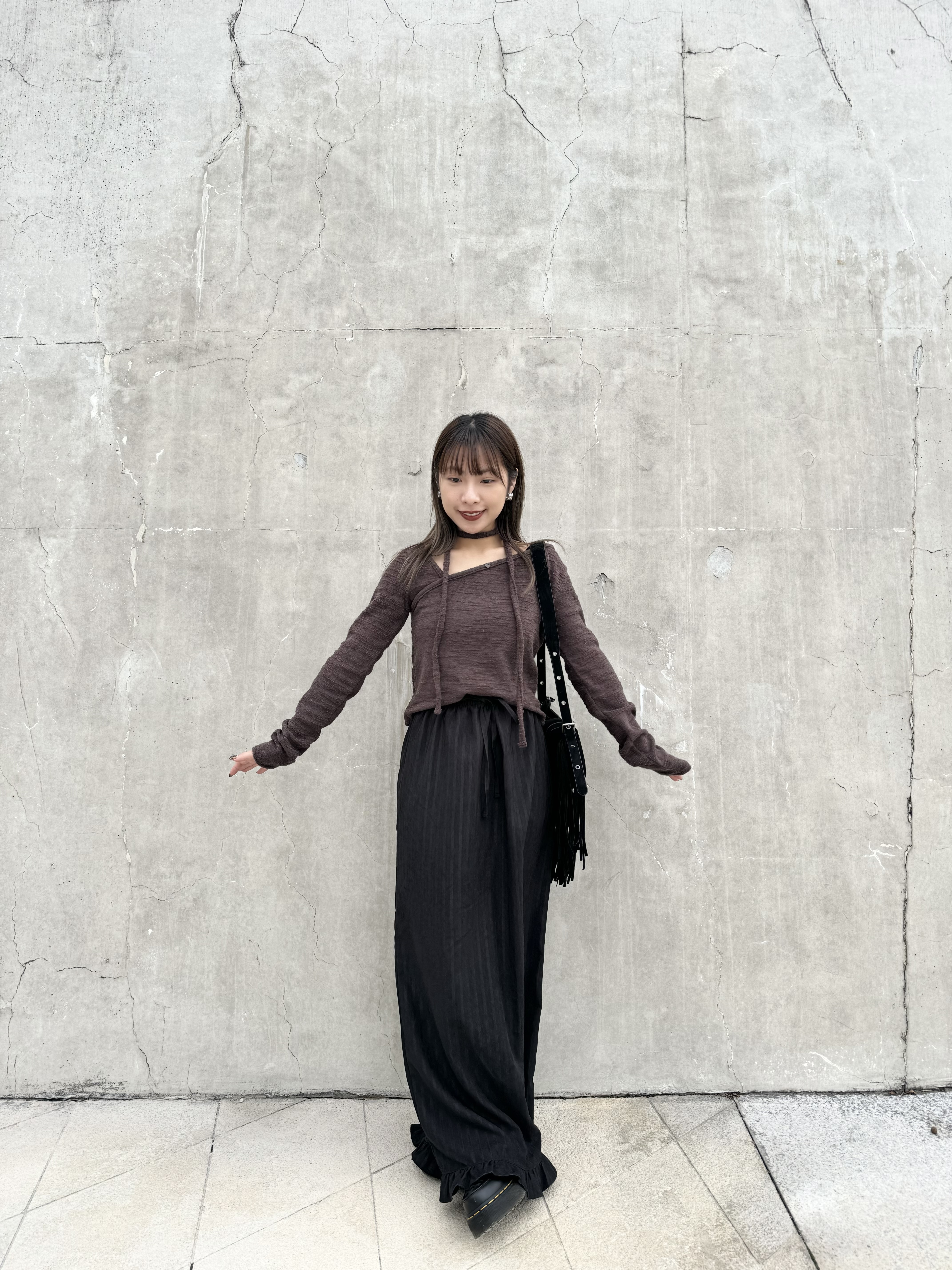 斜肩配頸帶TOP (BROWN)