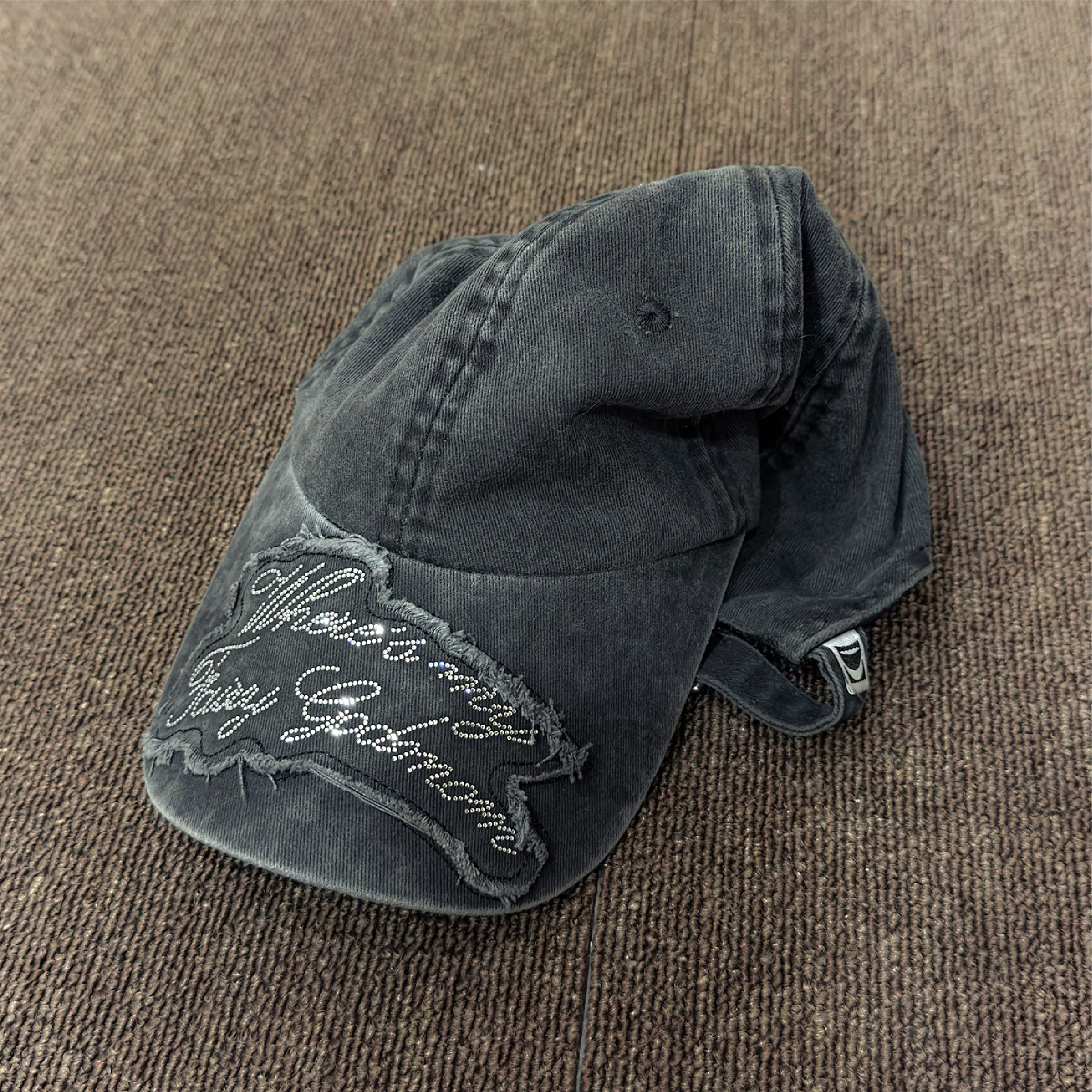 1dyll.assemblag Where's My Fairy Godmom Hat