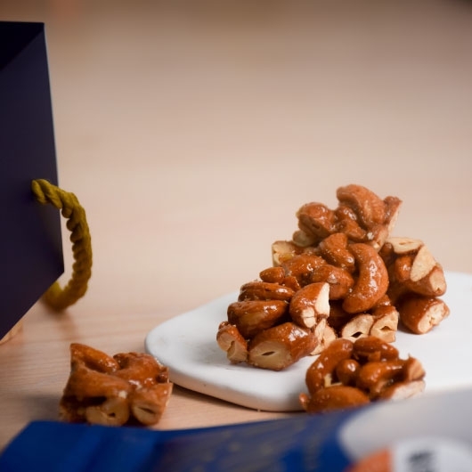 台灣 六月初 手工腰果脆糖提盒 100g X 2 (✈️直送香港✈️運費到付)