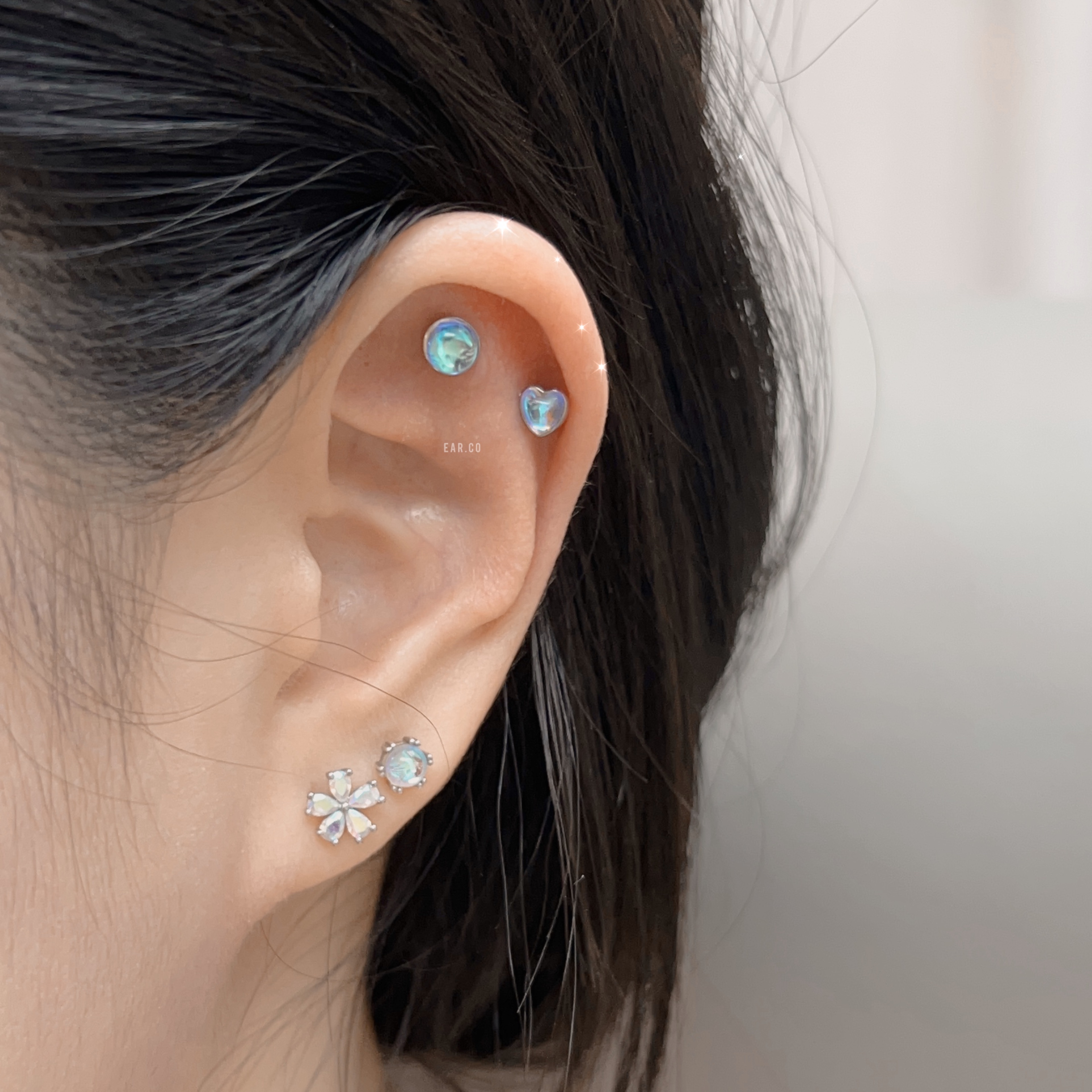 愛心/圓形月光石平頭耳門/耳珠/耳骨釘 [G23 Titanium]