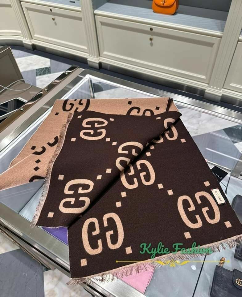 GG 焦糖 併 啡色 羊毛 scarf