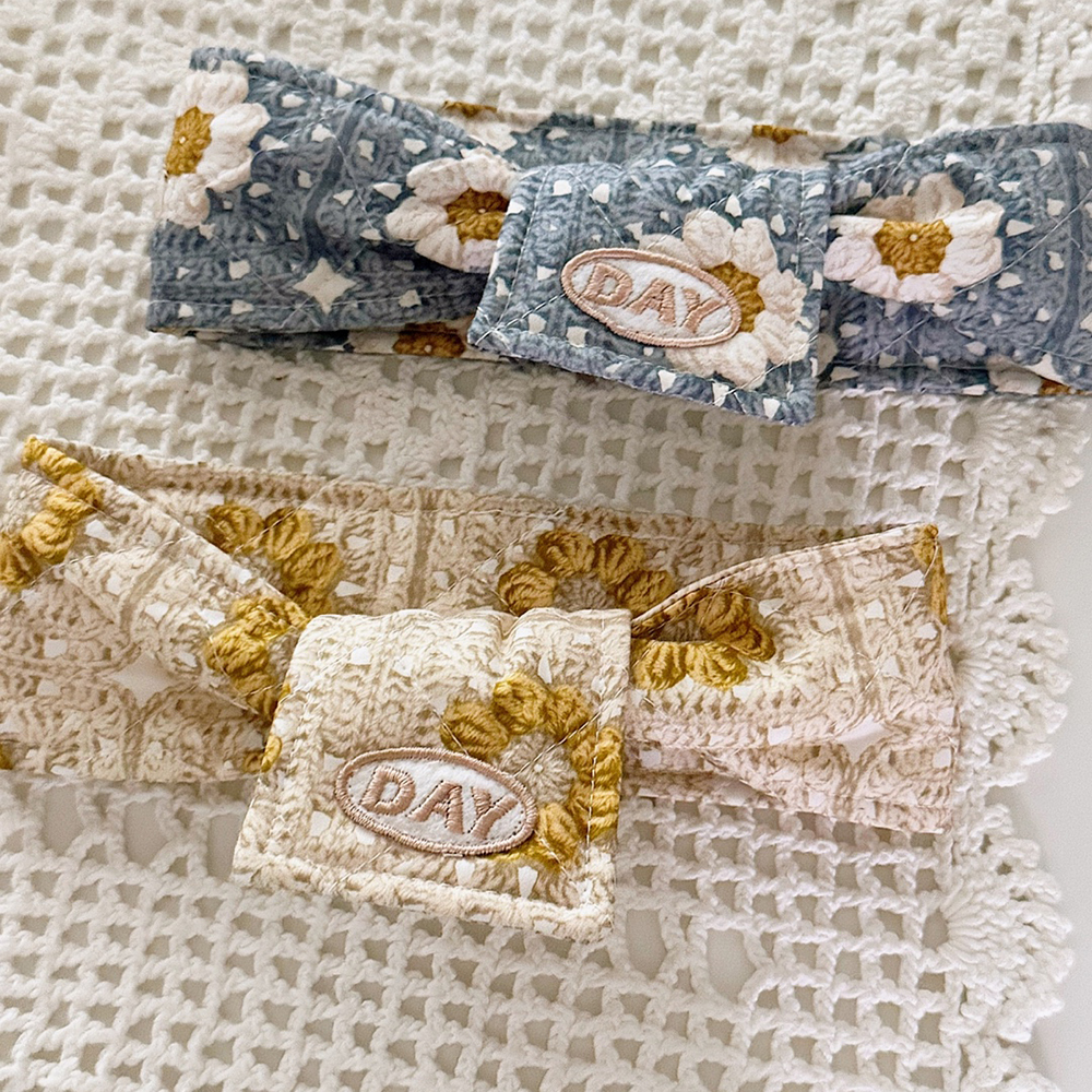 【預購】cuddly day｜ 復古小花圍巾