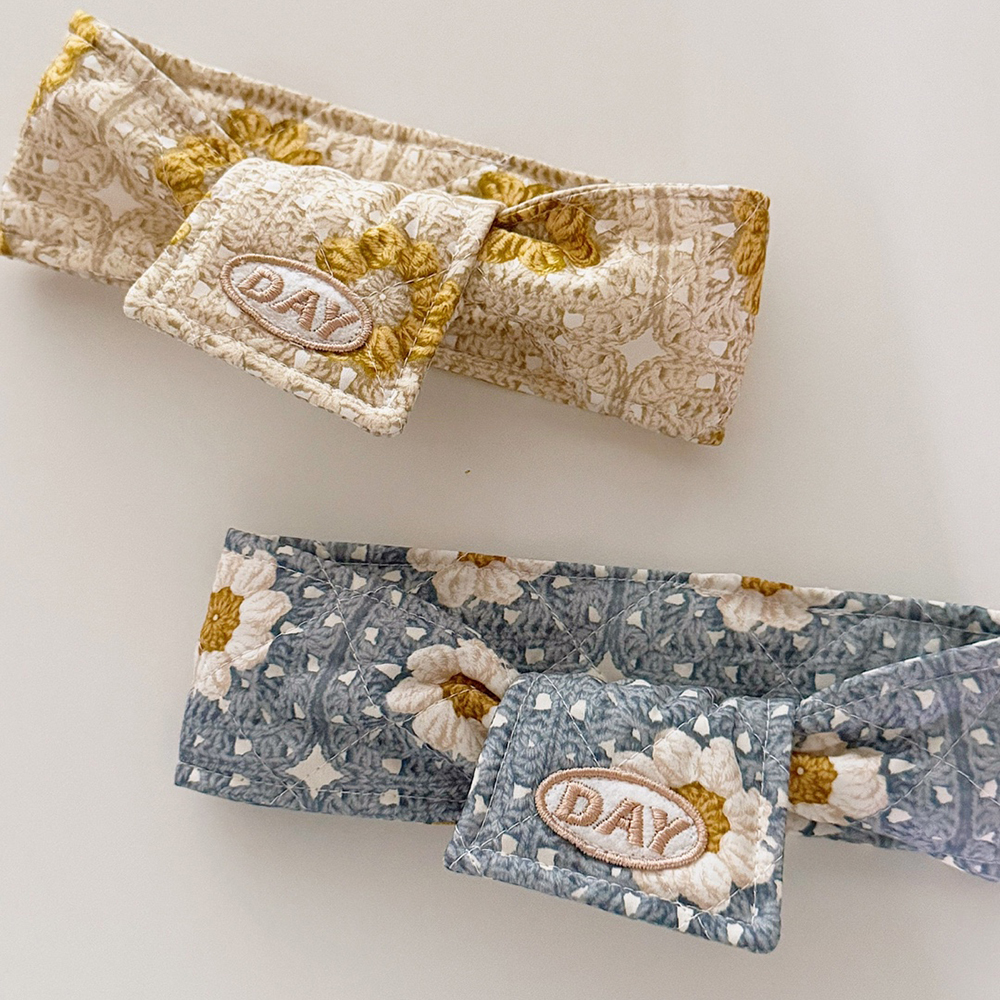 【預購】cuddly day｜ 復古小花圍巾