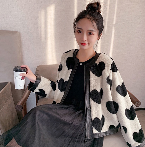 愛心毛茸茸保暖外套-現貨2(售完不補)