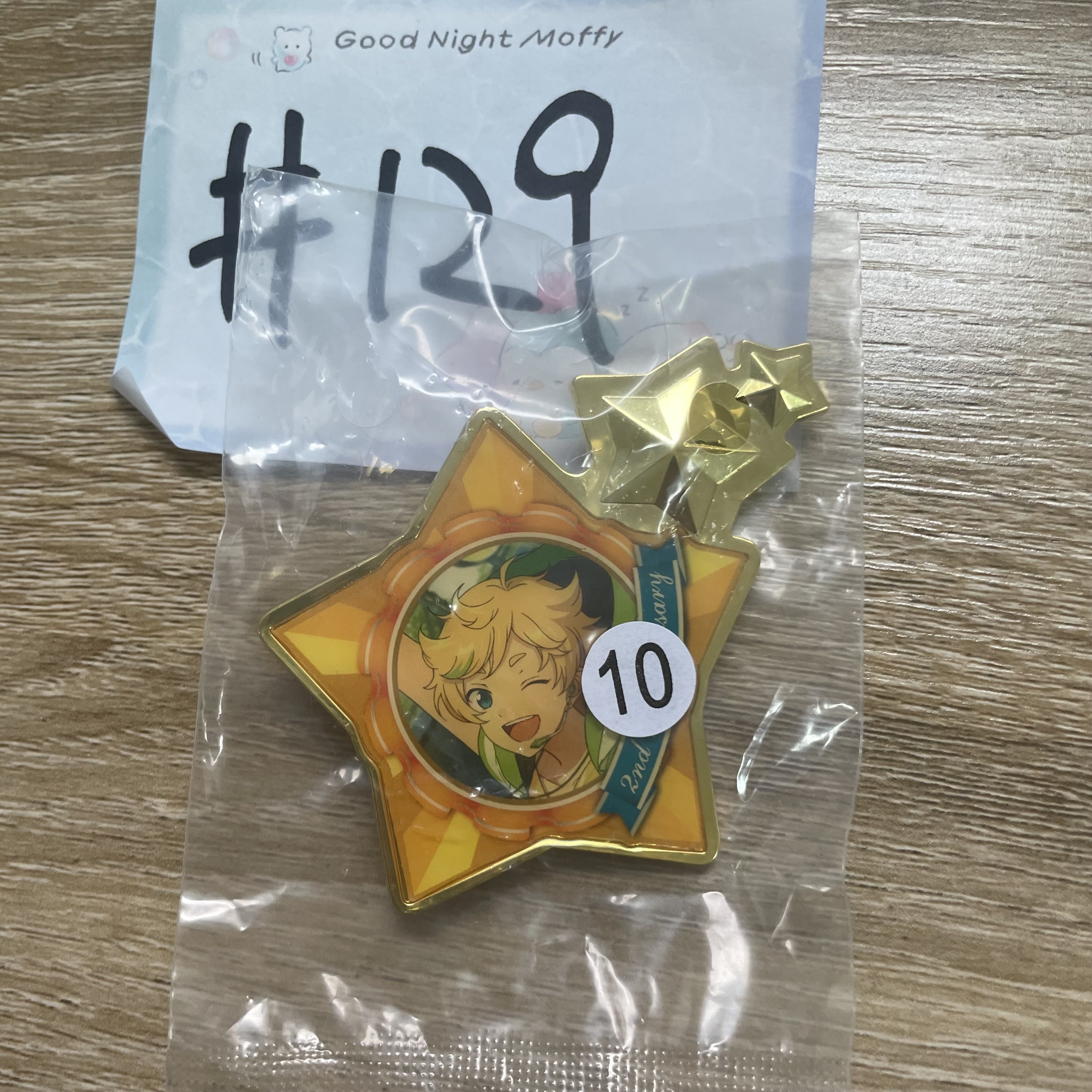 ES   宙 襟章  #129